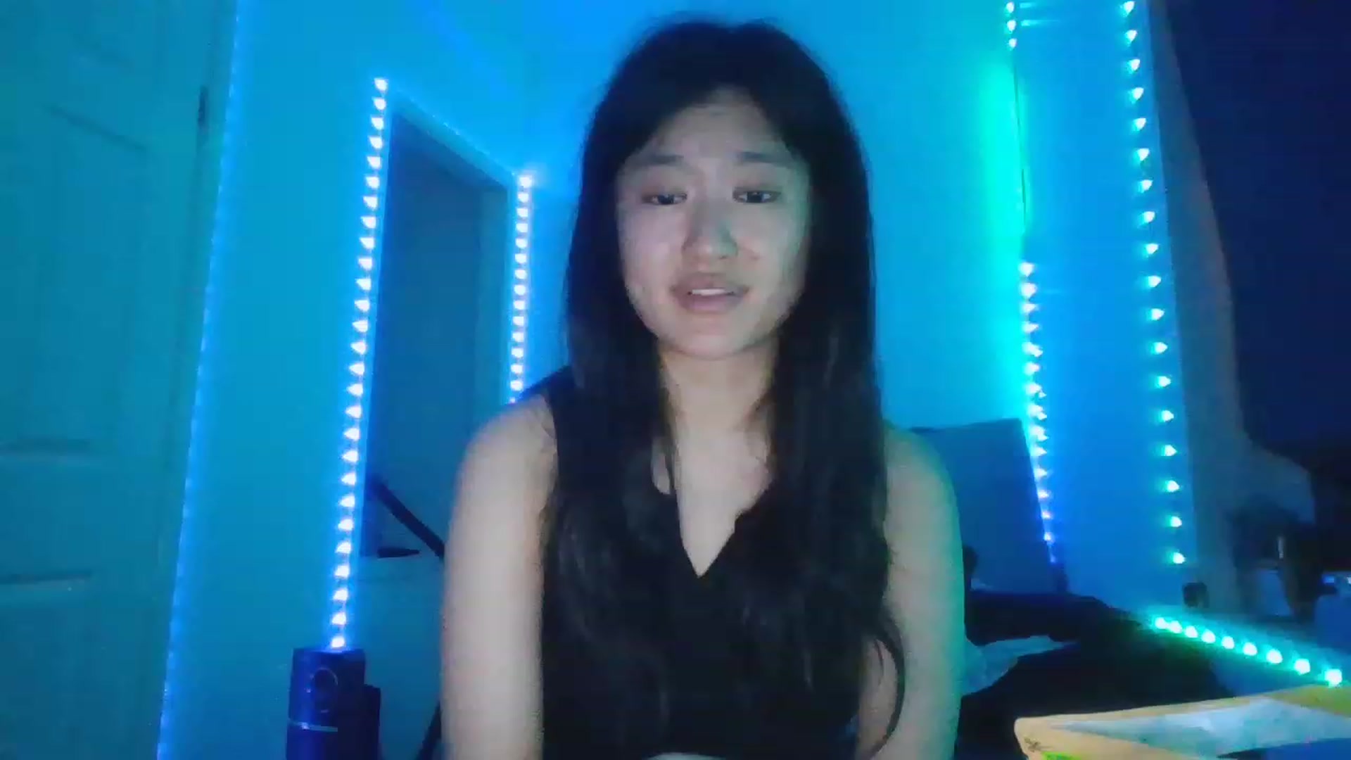 Gallery image thumbnail from Blazinazn420_'s myfreecams stream on, 01/08/2023, 02:23 image 13 of 20