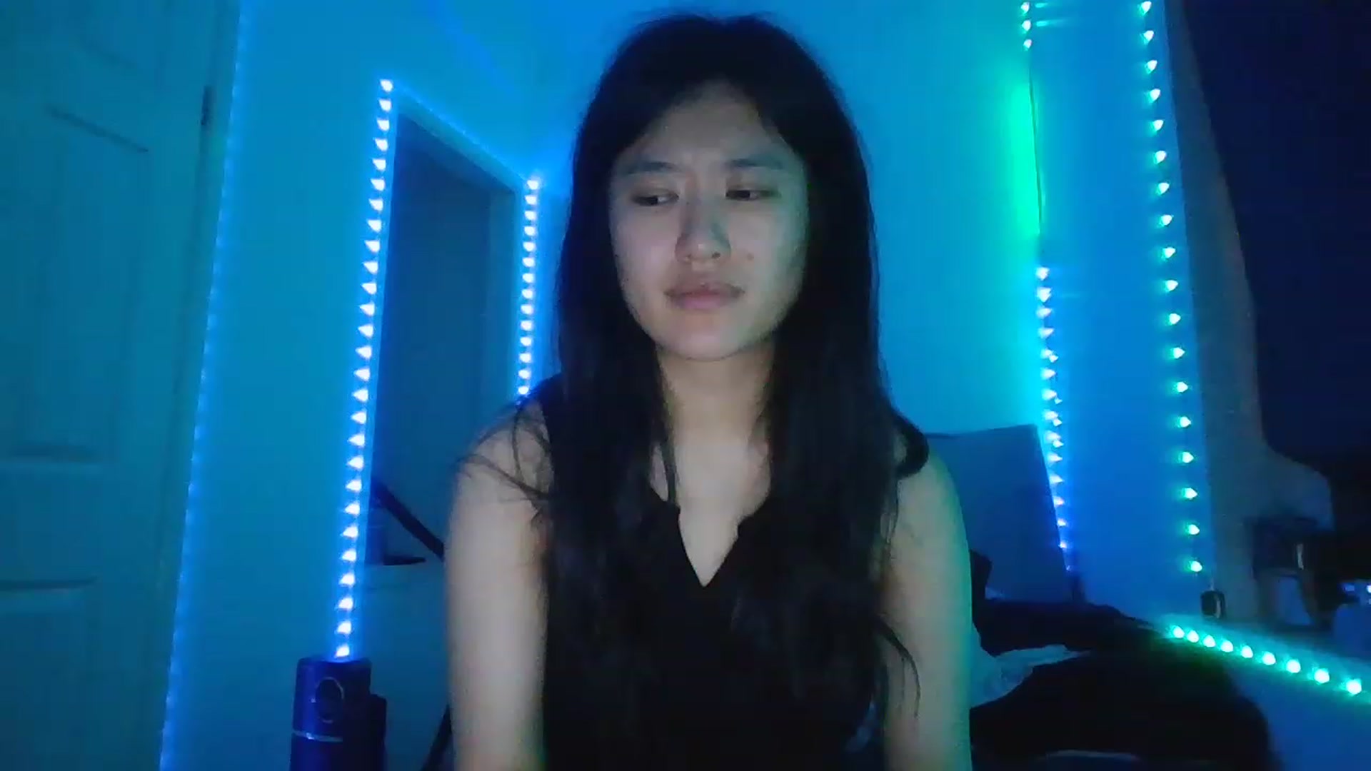 Gallery image thumbnail from Blazinazn420_'s myfreecams stream on, 01/08/2023, 02:23 image 11 of 20