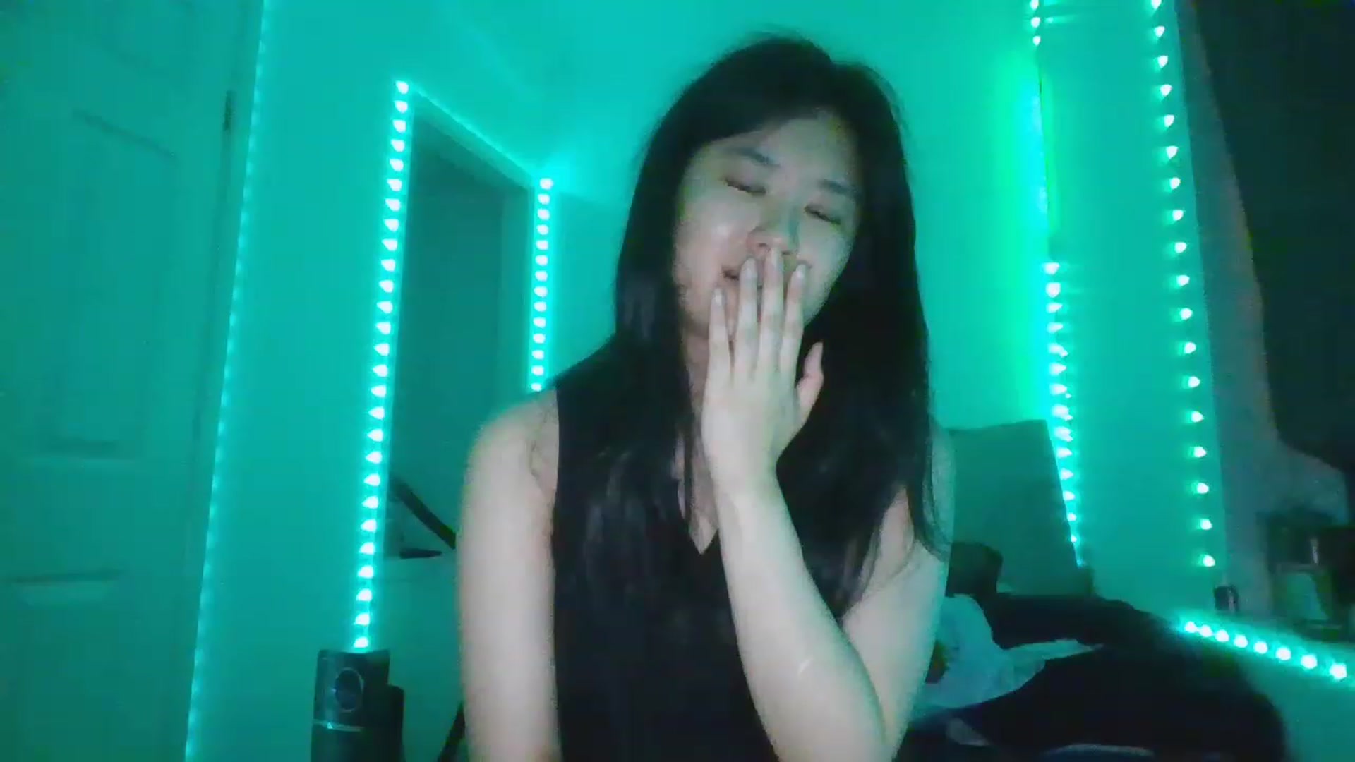 Gallery image thumbnail from Blazinazn420_'s myfreecams stream on, 01/08/2023, 02:23 image 16 of 20