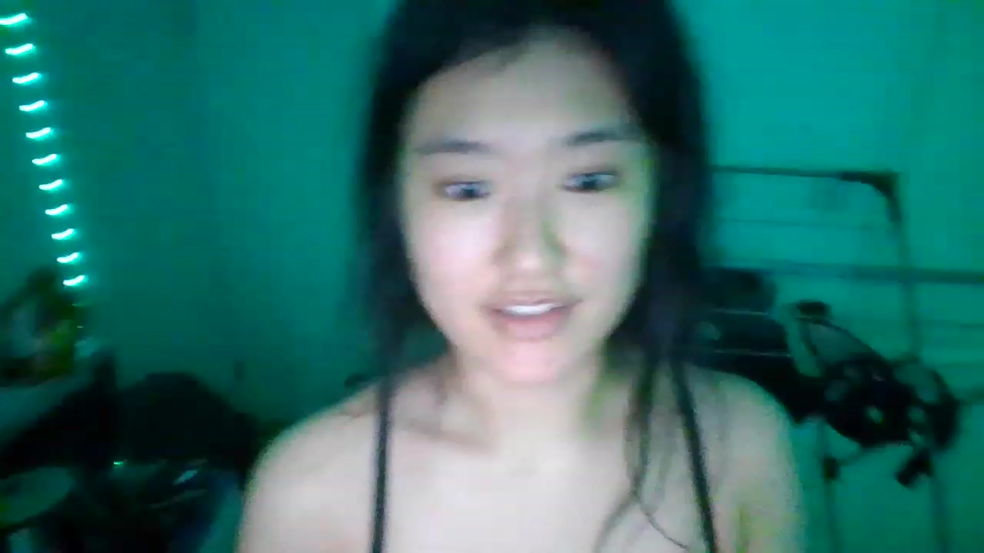 Gallery image thumbnail from Blazinazn420_'s myfreecams stream on, 01/13/2023, 02:27 image 14 of 20