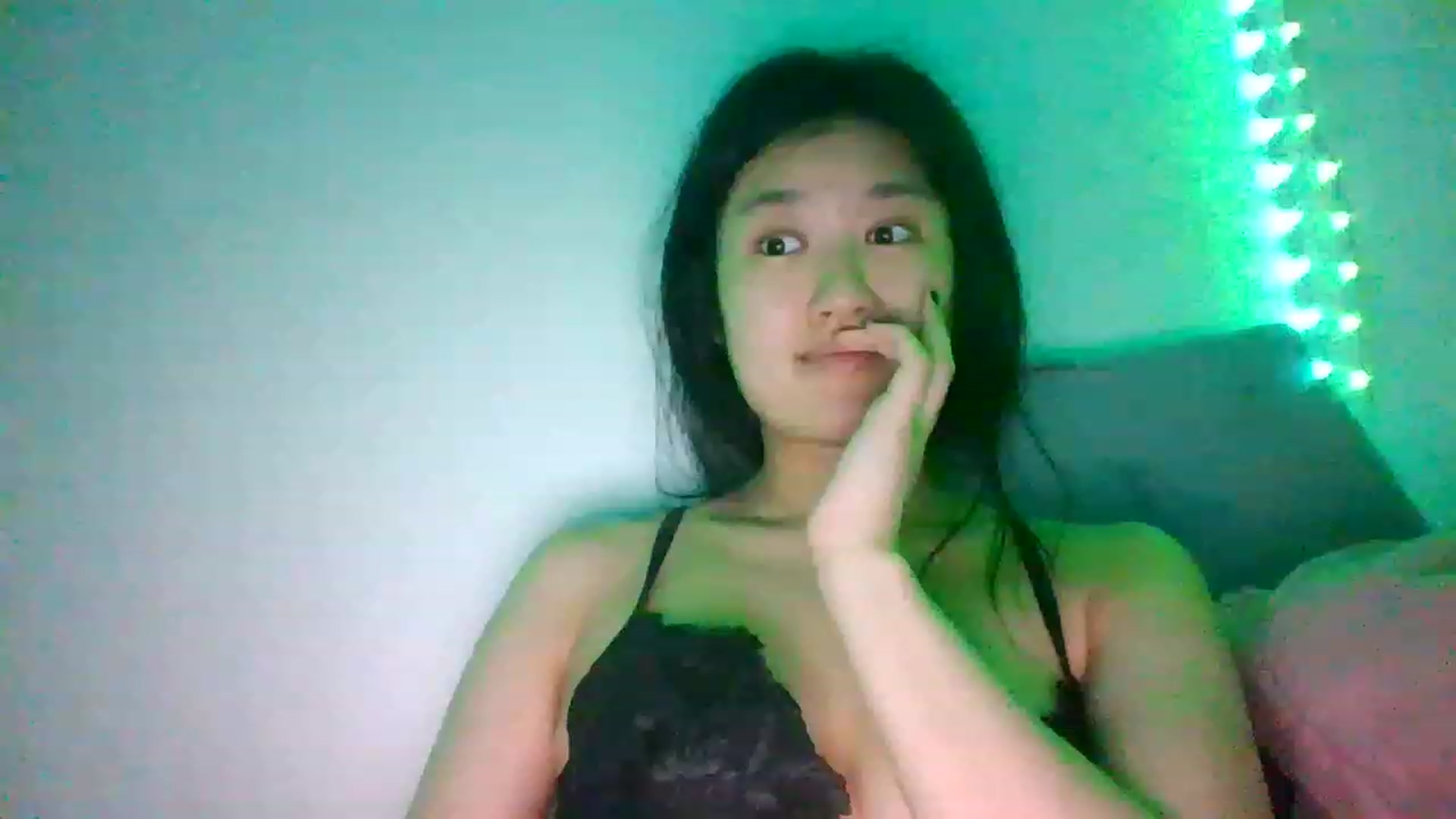 Gallery image thumbnail from Blazinazn420_'s myfreecams stream on, 01/13/2023, 02:27 image 17 of 20