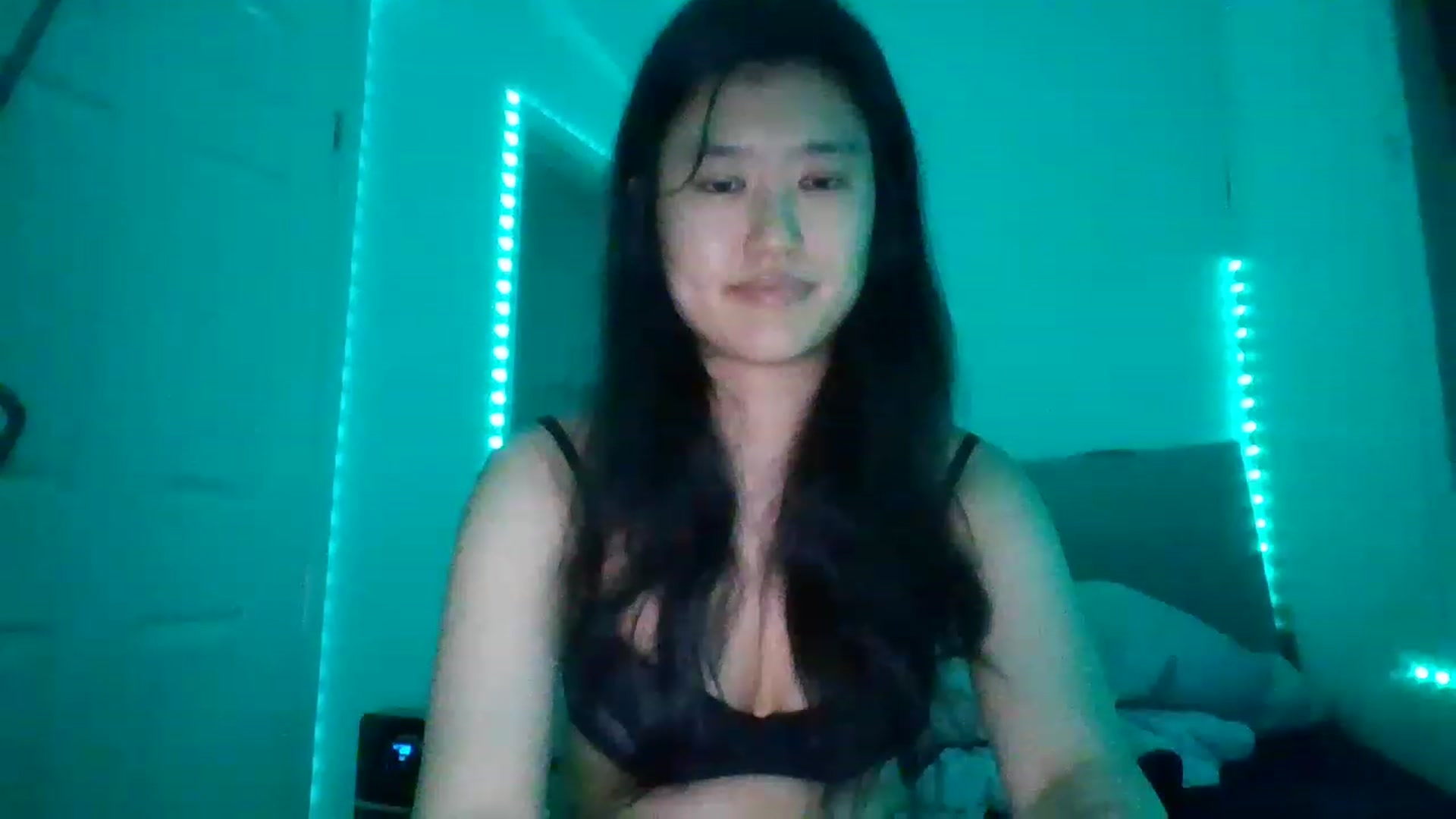 Gallery image thumbnail from Blazinazn420_'s myfreecams stream on, 01/20/2023, 19:19 image 7 of 20