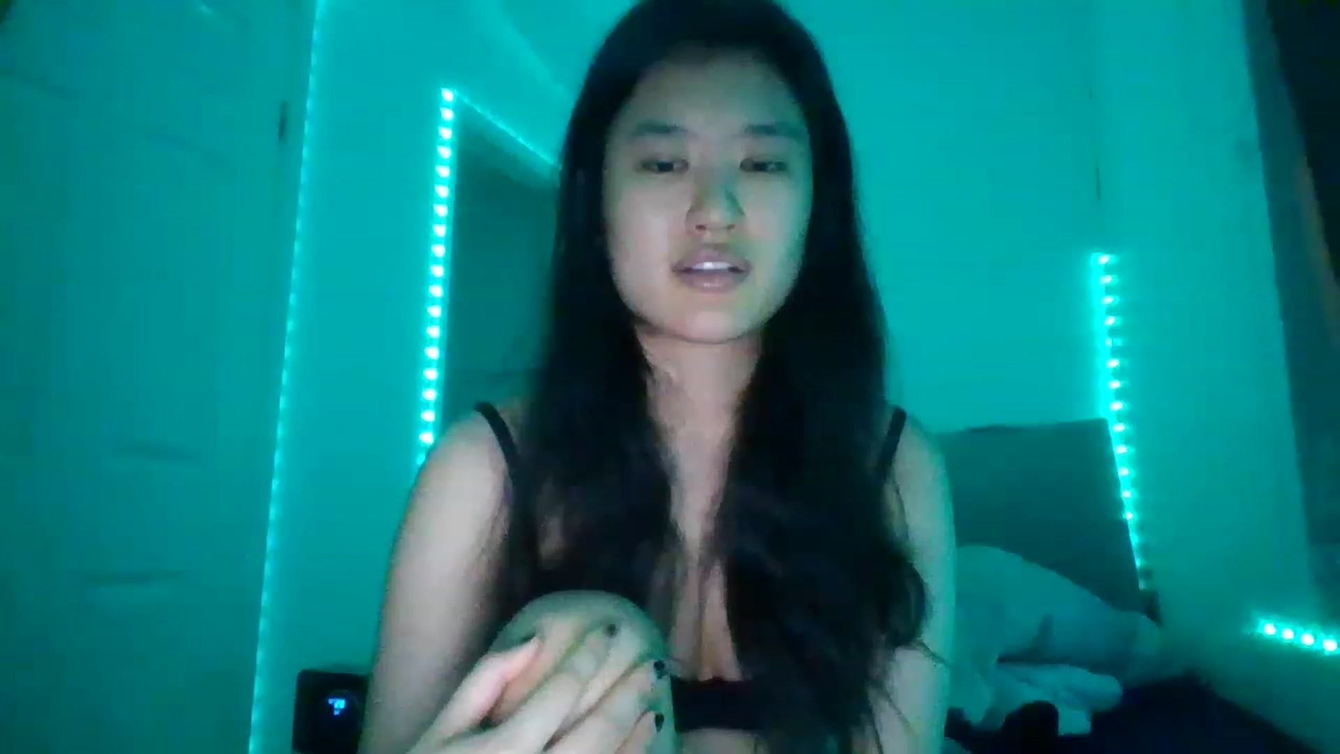 Gallery image thumbnail from Blazinazn420_'s myfreecams stream on, 01/20/2023, 19:19 image 4 of 20