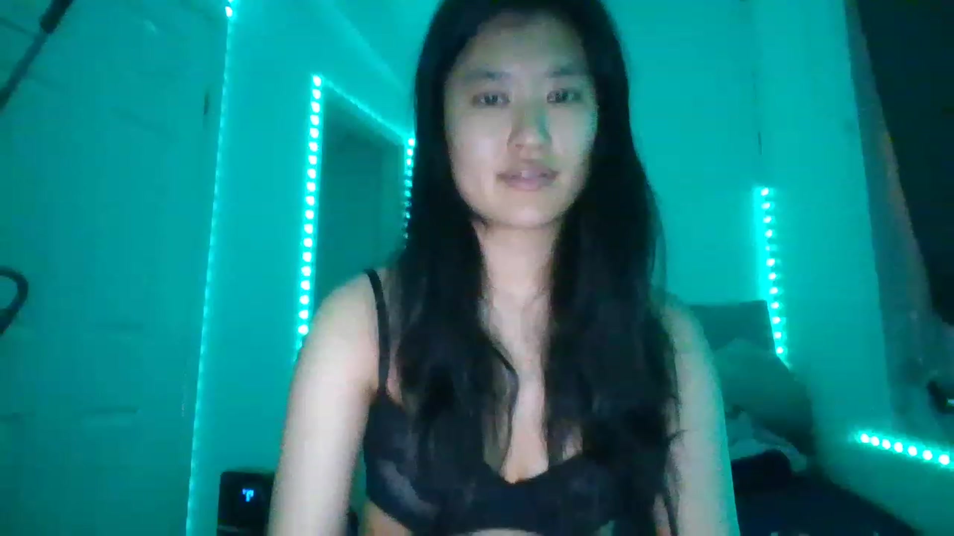 Gallery image thumbnail from Blazinazn420_'s myfreecams stream on, 01/20/2023, 20:20 image 15 of 20