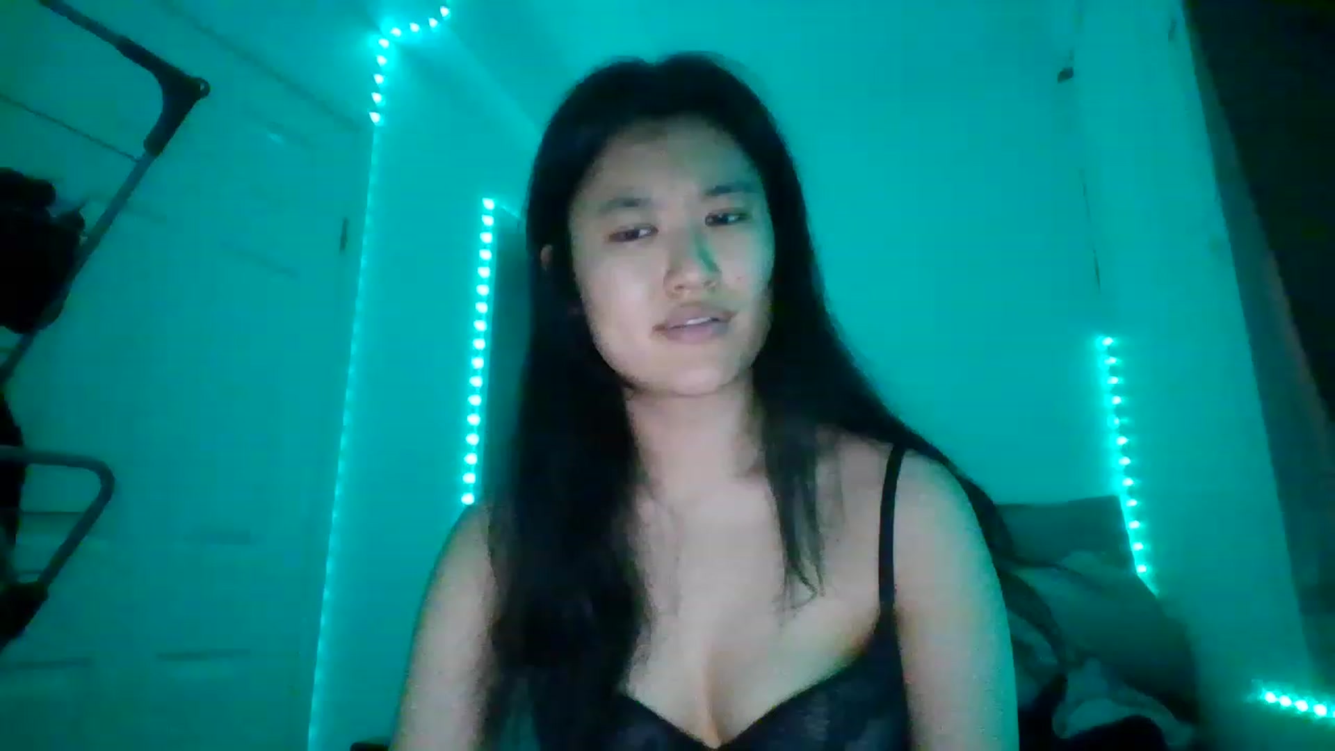 Gallery image thumbnail from Blazinazn420_'s myfreecams stream on, 01/20/2023, 20:20 image 1 of 20