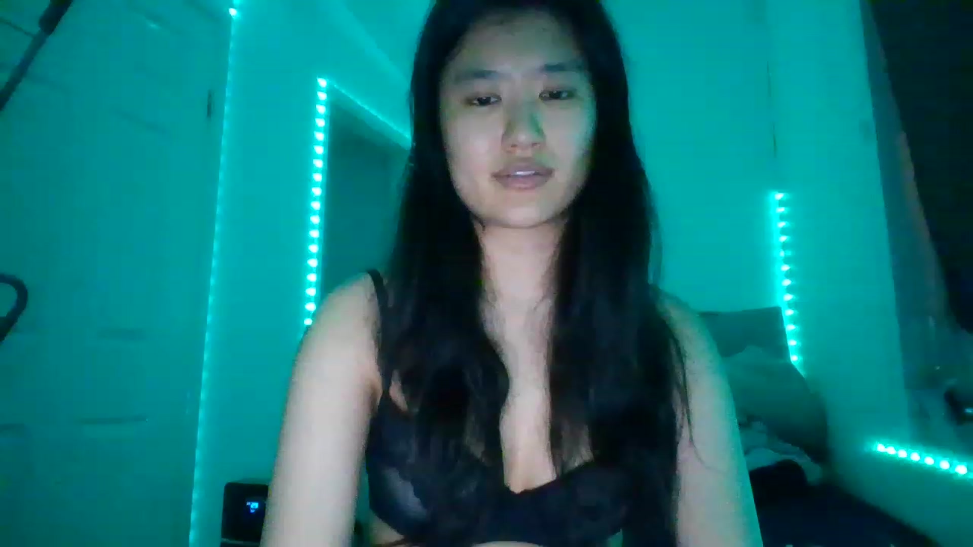 Gallery image thumbnail from Blazinazn420_'s myfreecams stream on, 01/20/2023, 20:20 image 13 of 20