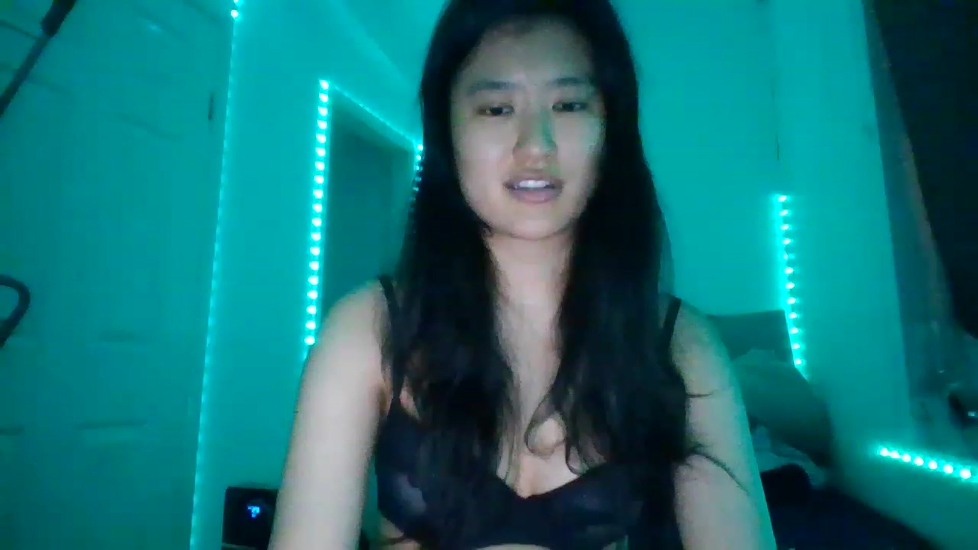 Gallery image thumbnail from Blazinazn420_'s myfreecams stream on, 01/20/2023, 20:20 image 9 of 20