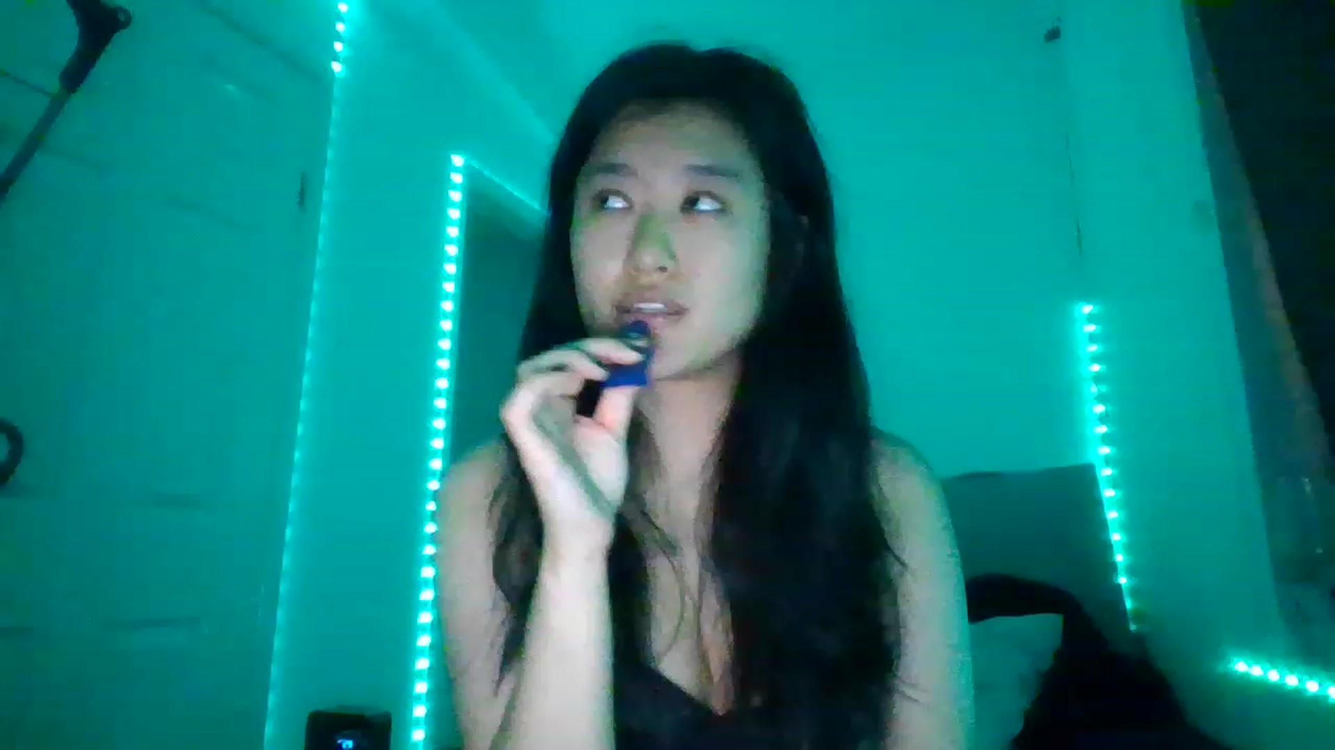 Gallery image thumbnail from Blazinazn420_'s myfreecams stream on, 01/20/2023, 21:16 image 11 of 20