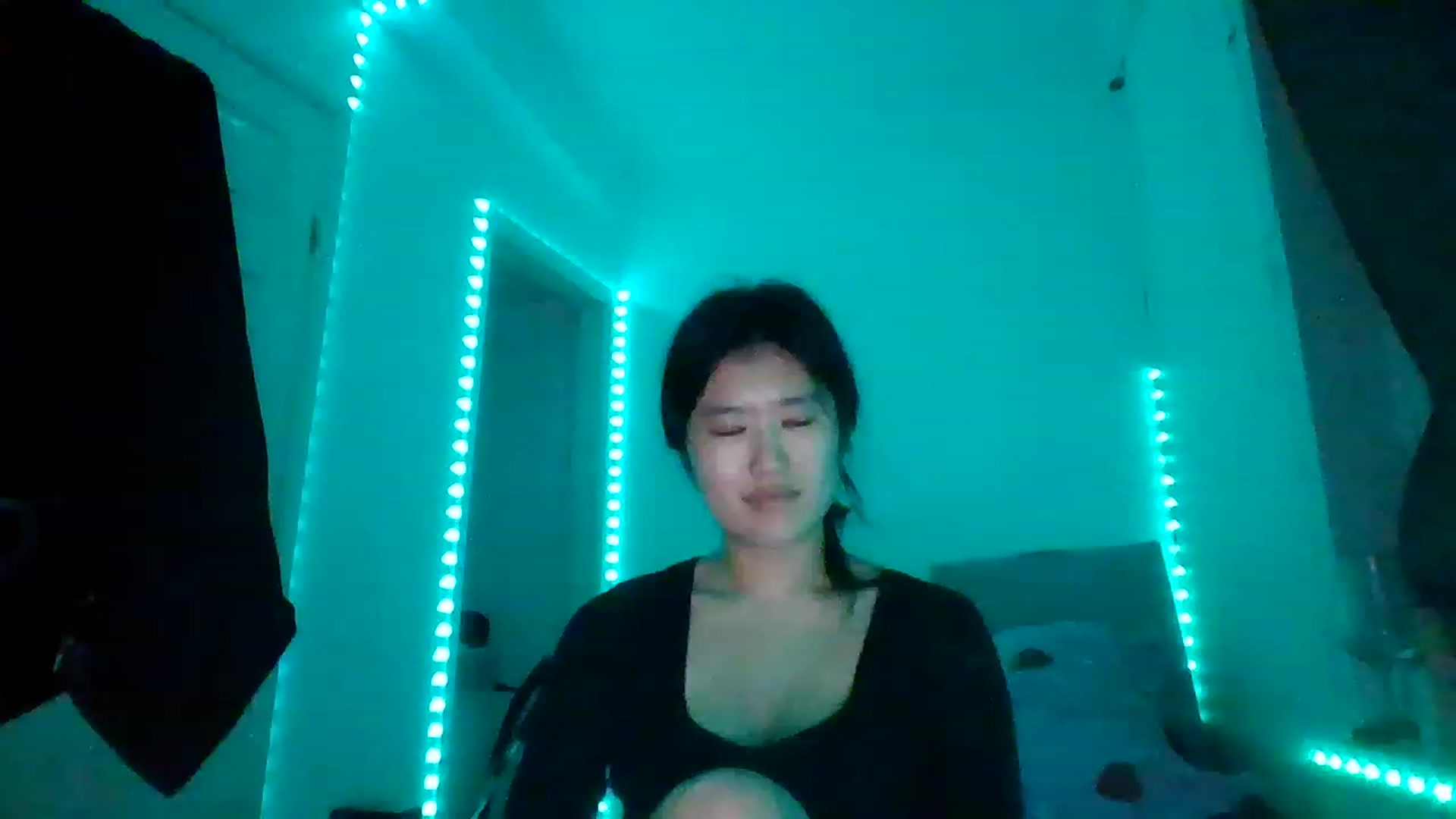 Gallery image thumbnail from Blazinazn420_'s myfreecams stream on, 01/30/2023, 24:59 image 17 of 20