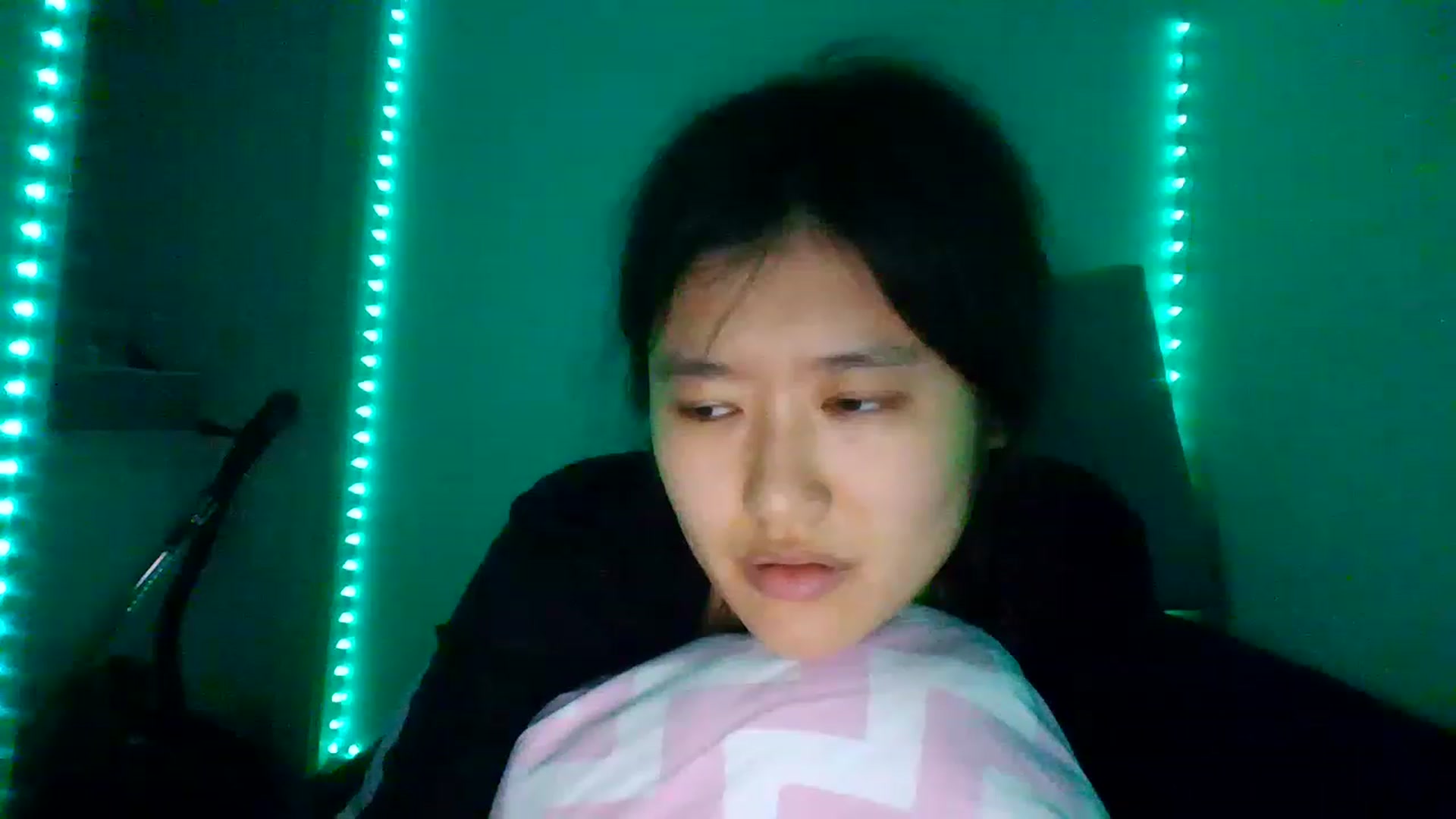 Gallery image thumbnail from Blazinazn420_'s myfreecams stream on, 01/31/2023, 05:15 image 5 of 20