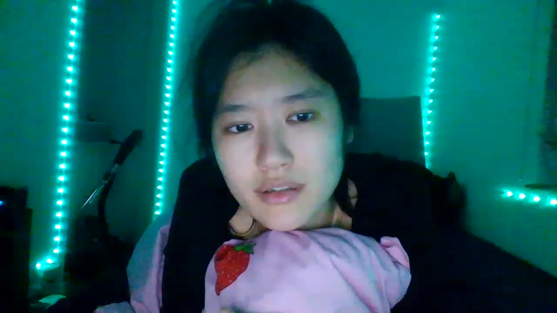 Gallery image thumbnail from Blazinazn420_'s myfreecams stream on, 01/31/2023, 06:06 image 7 of 20