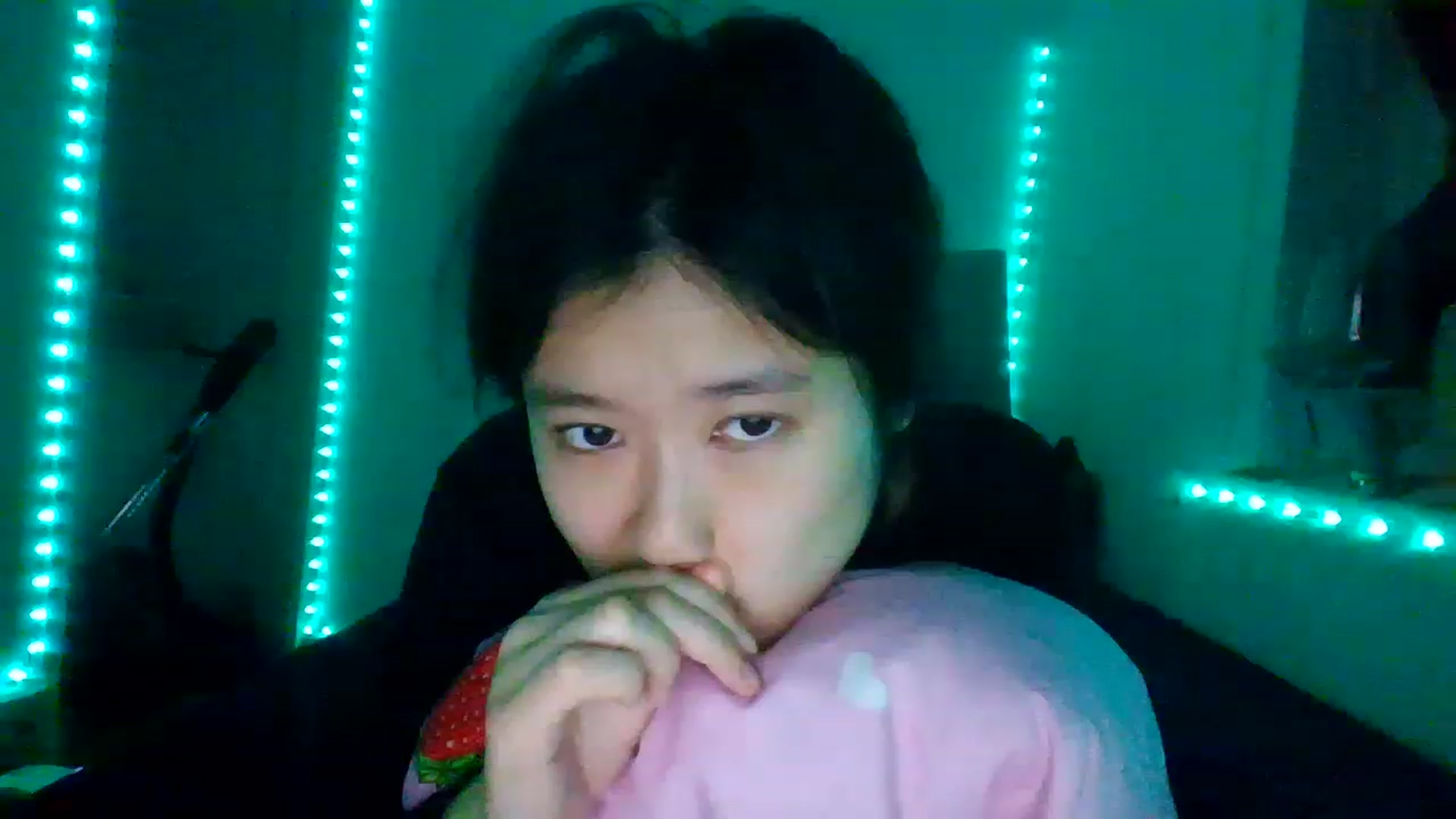 Gallery image thumbnail from Blazinazn420_'s myfreecams stream on, 01/31/2023, 06:06 image 19 of 20