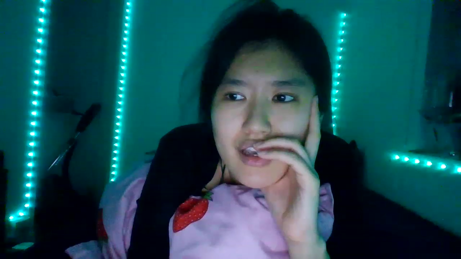 Gallery image thumbnail from Blazinazn420_'s myfreecams stream on, 01/31/2023, 06:06 image 5 of 20
