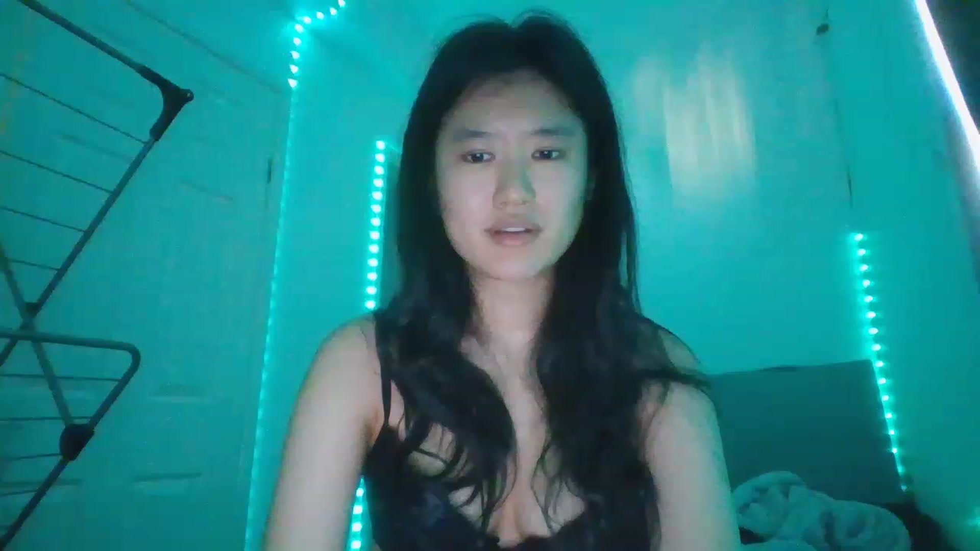 Gallery image thumbnail from Blazinazn420_'s myfreecams stream on, 02/06/2023, 11:03 image 16 of 20