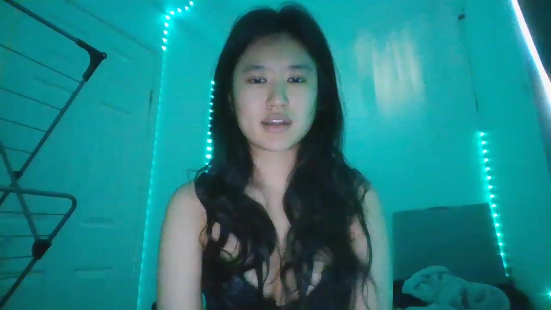 Gallery image thumbnail from Blazinazn420_'s myfreecams stream on, 02/06/2023, 11:03 image 5 of 20