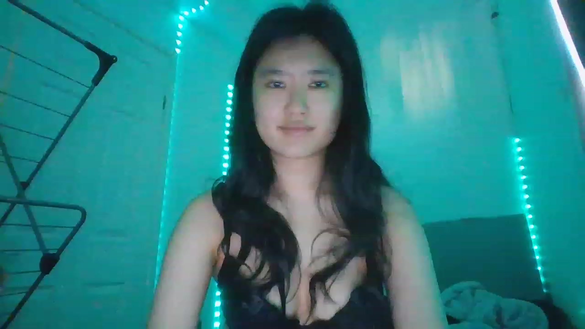 Gallery image thumbnail from Blazinazn420_'s myfreecams stream on, 02/06/2023, 11:03 image 10 of 20