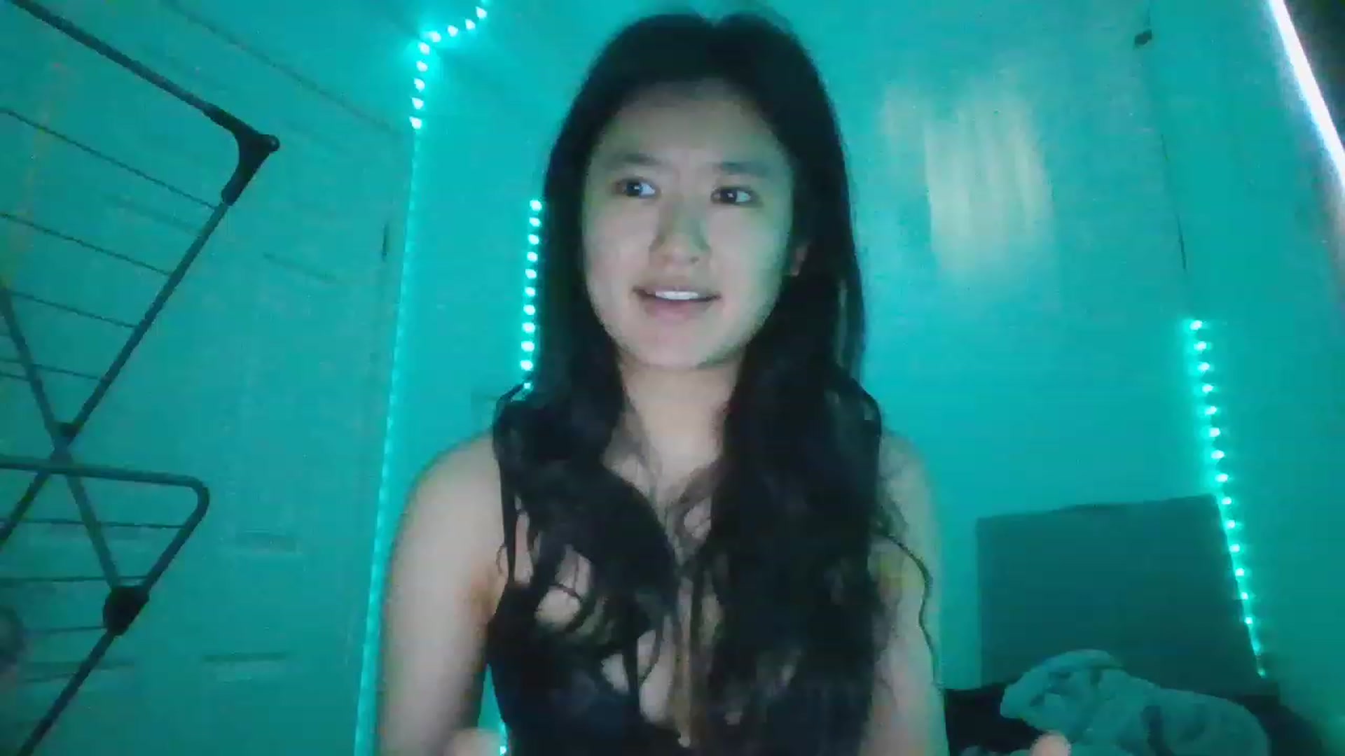 Gallery image thumbnail from Blazinazn420_'s myfreecams stream on, 02/06/2023, 11:03 image 3 of 20