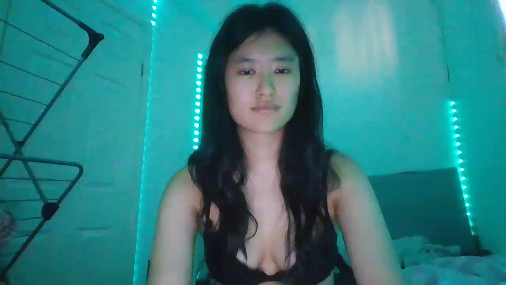 Gallery image thumbnail from Blazinazn420_'s myfreecams stream on, 02/06/2023, 13:19 image 20 of 20