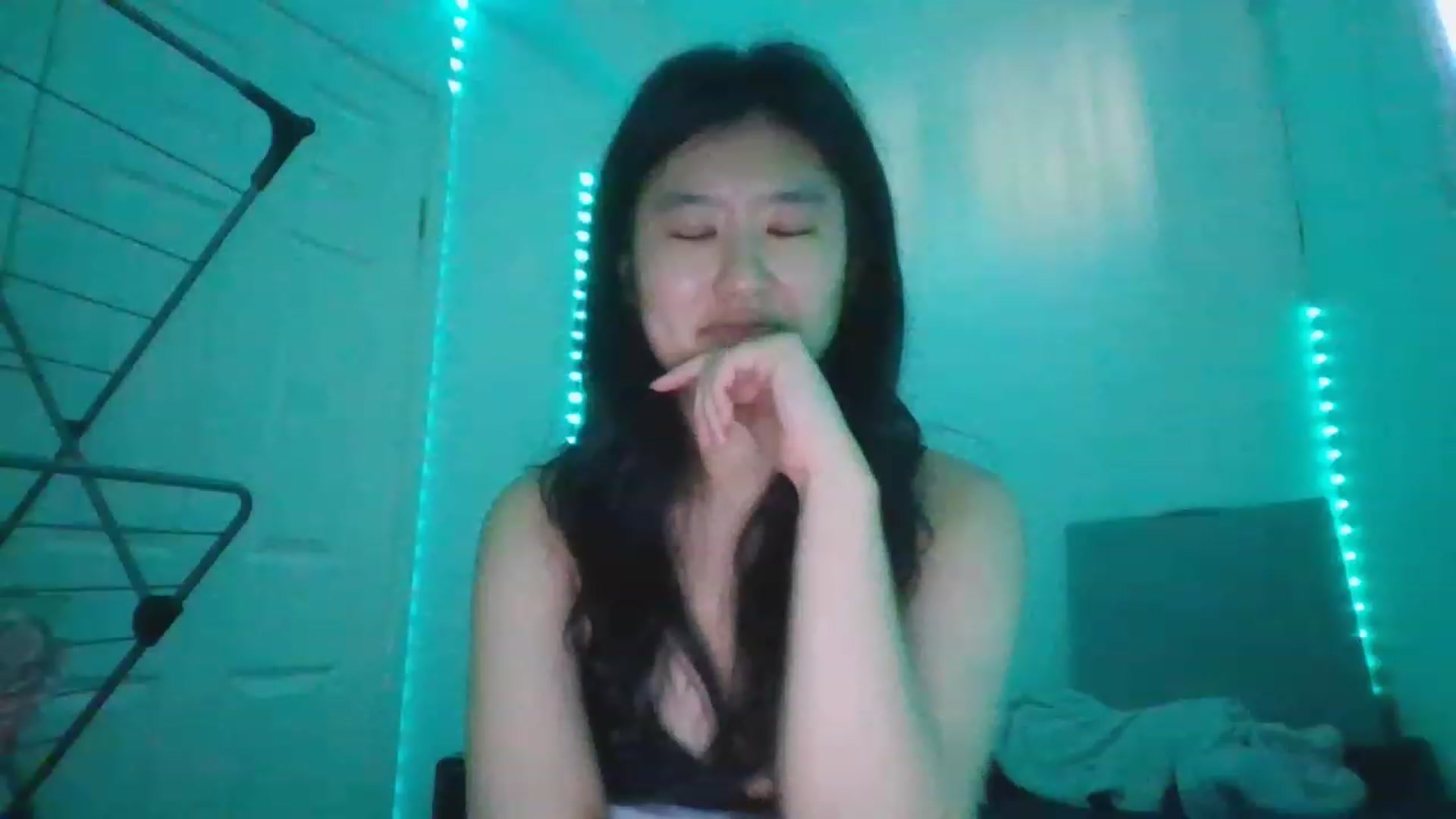Gallery image thumbnail from Blazinazn420_'s myfreecams stream on, 02/06/2023, 13:19 image 5 of 20