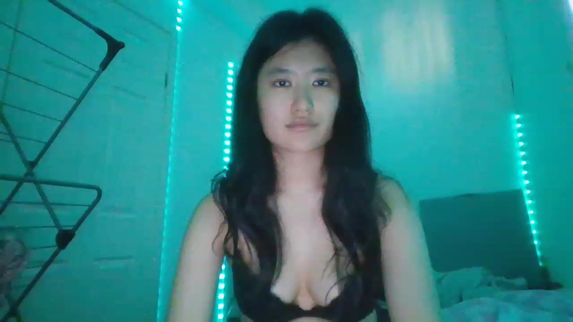 Gallery image thumbnail from Blazinazn420_'s myfreecams stream on, 02/06/2023, 13:19 image 14 of 20