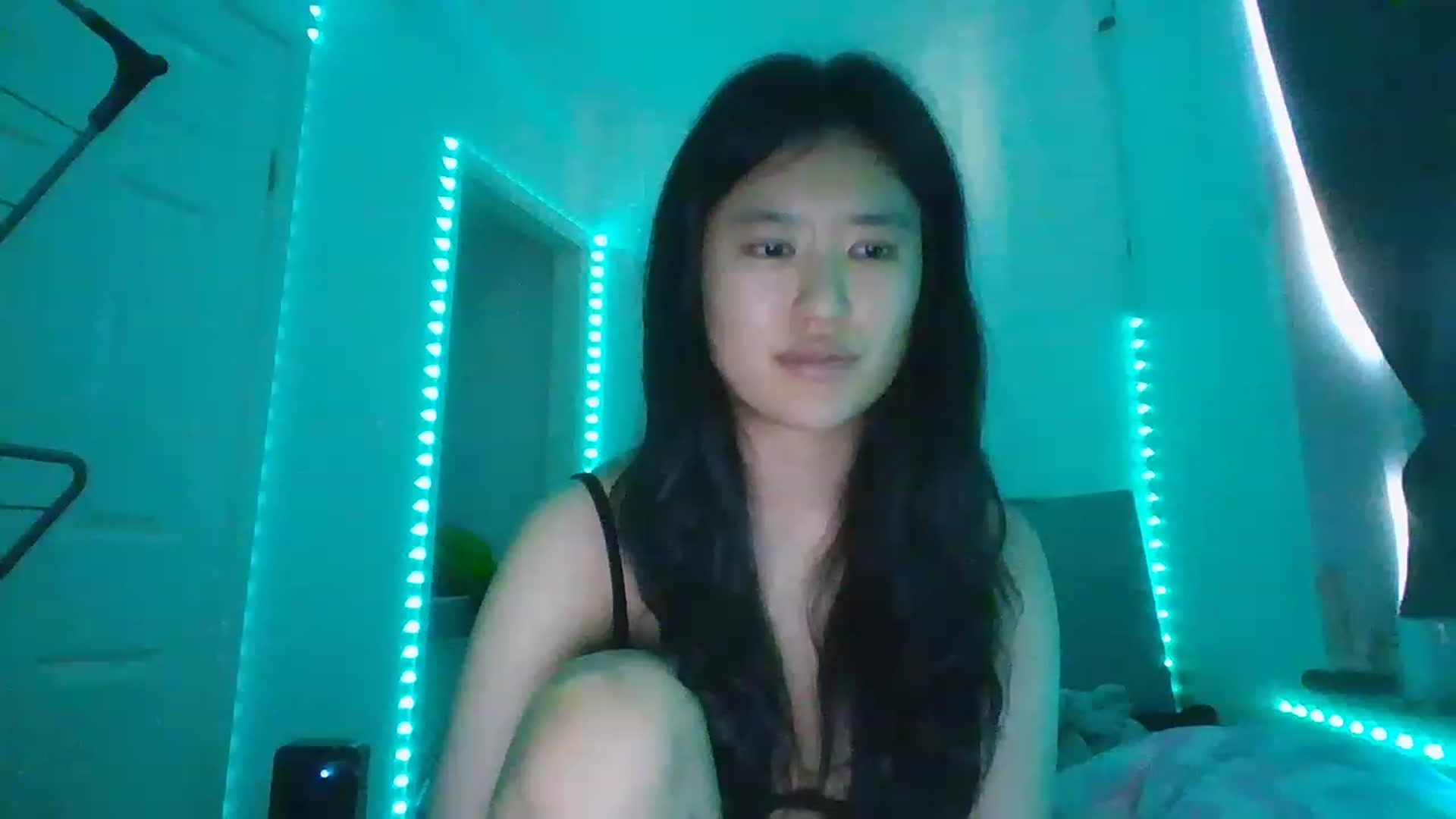 Gallery image thumbnail from Blazinazn420_'s myfreecams stream on, 02/06/2023, 17:01 image 2 of 20