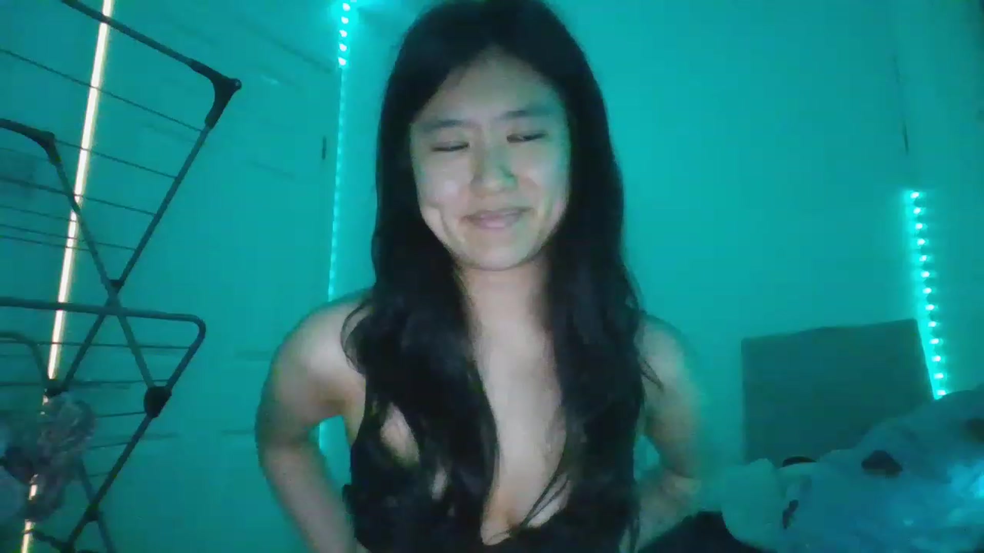 Gallery image thumbnail from Blazinazn420_'s myfreecams stream on, 02/06/2023, 18:05 image 10 of 20