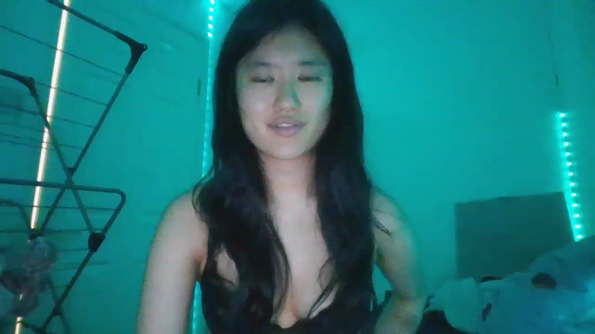 Gallery image thumbnail from Blazinazn420_'s myfreecams stream on, 02/06/2023, 18:05 image 15 of 20