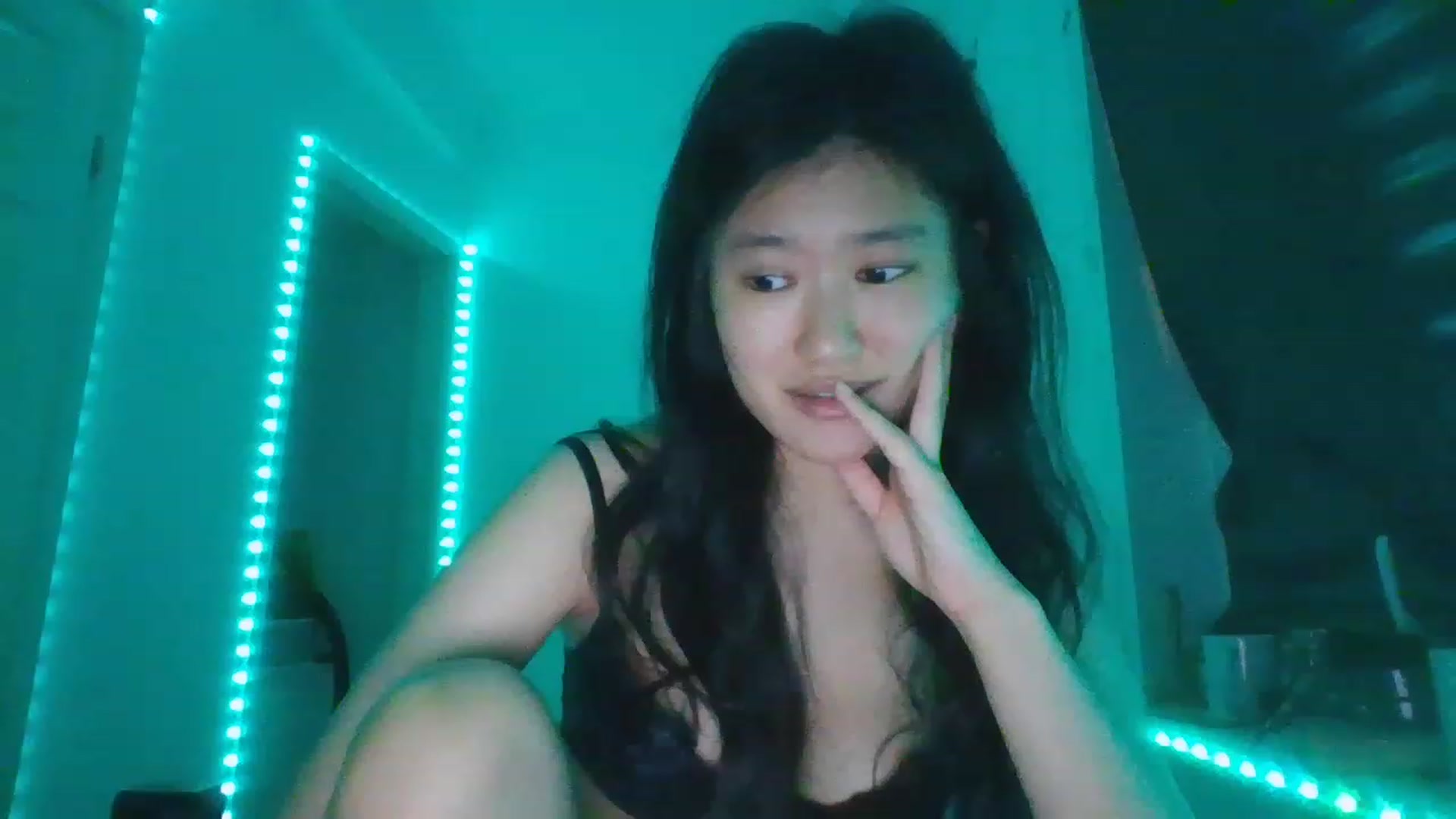 Gallery image thumbnail from Blazinazn420_'s myfreecams stream on, 02/08/2023, 09:22 image 3 of 20