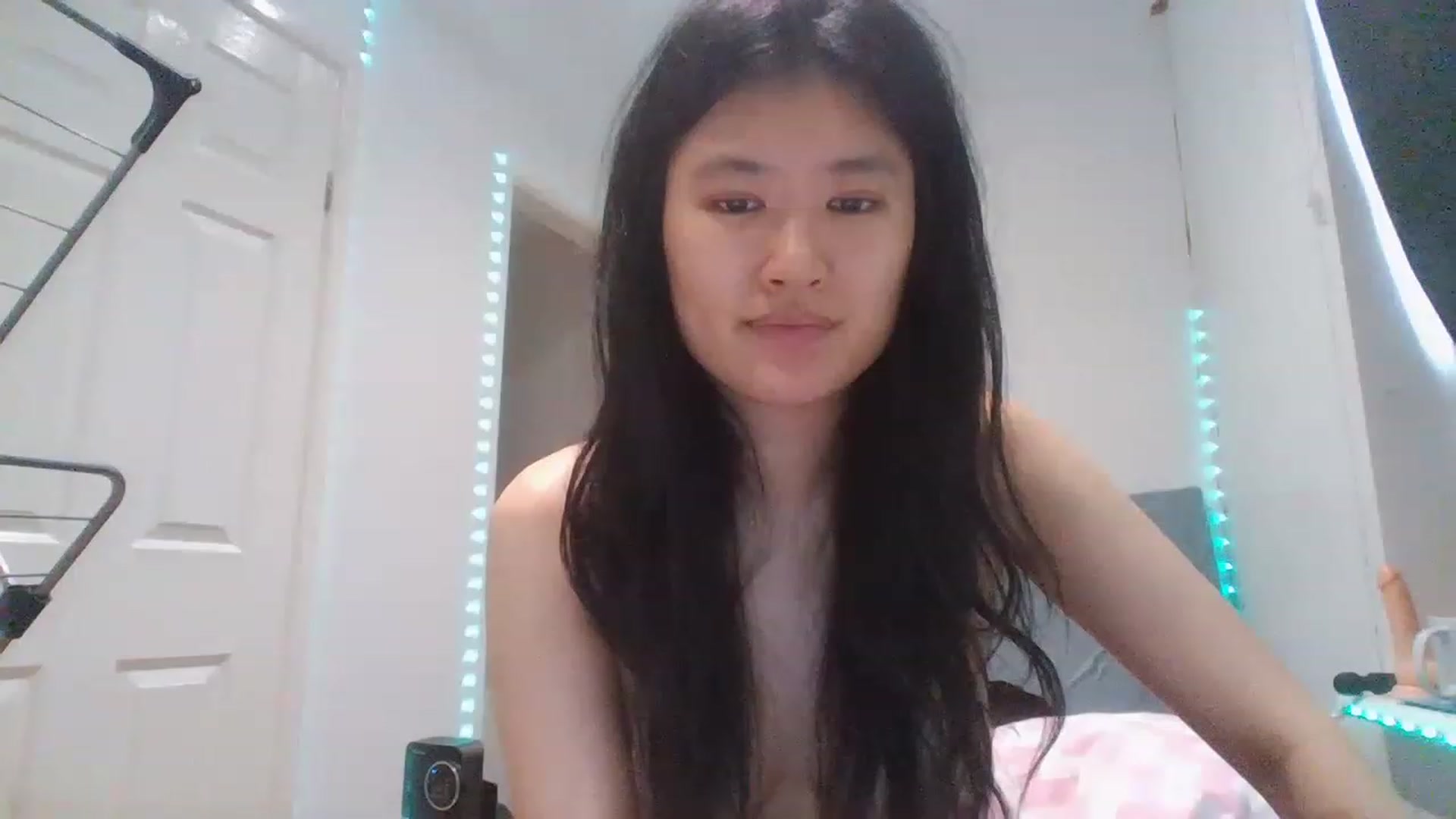 Gallery image thumbnail from Blazinazn420_'s myfreecams stream on, 02/09/2023, 10:10 image 17 of 20