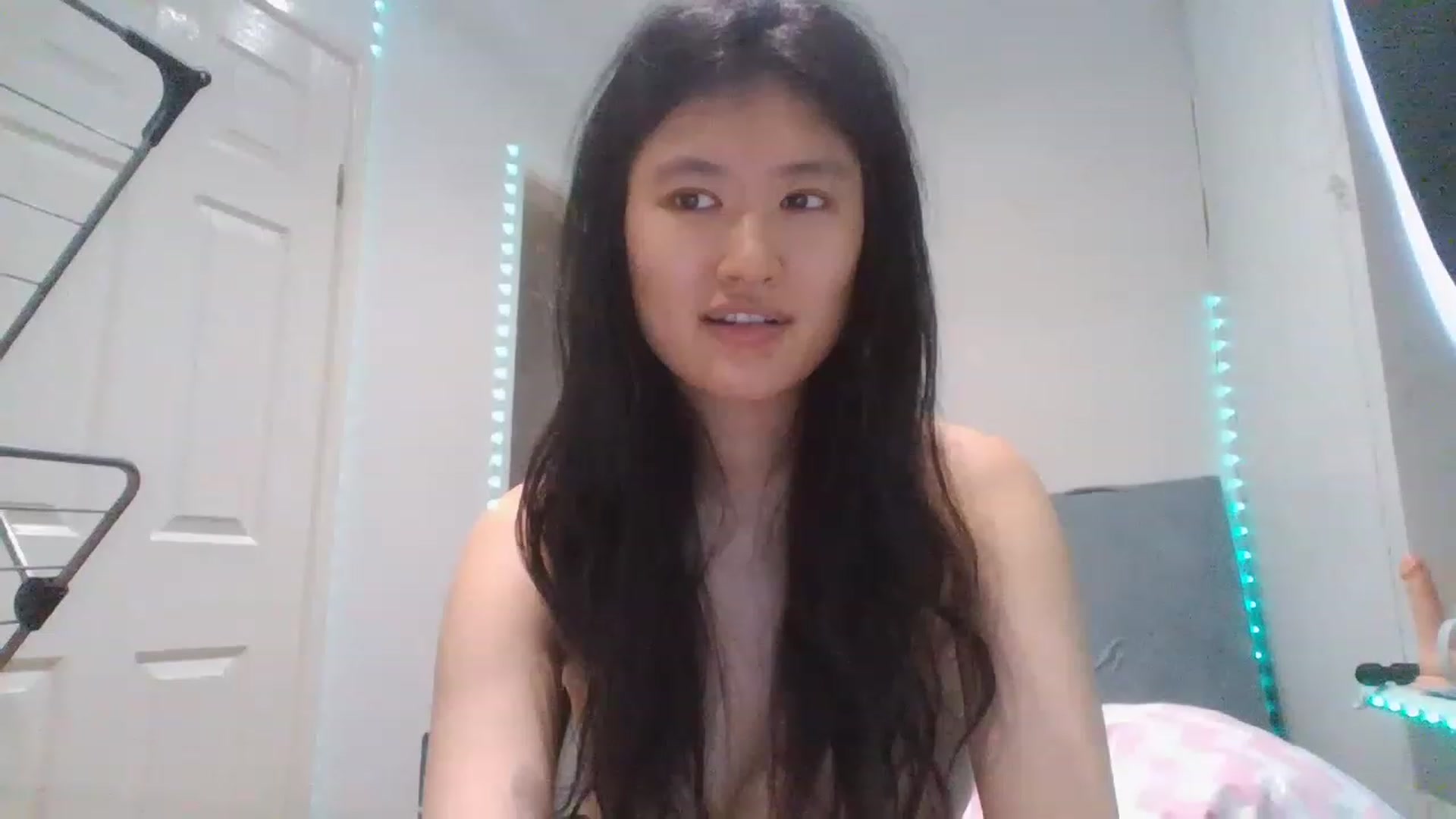 Gallery image thumbnail from Blazinazn420_'s myfreecams stream on, 02/09/2023, 10:10 image 14 of 20