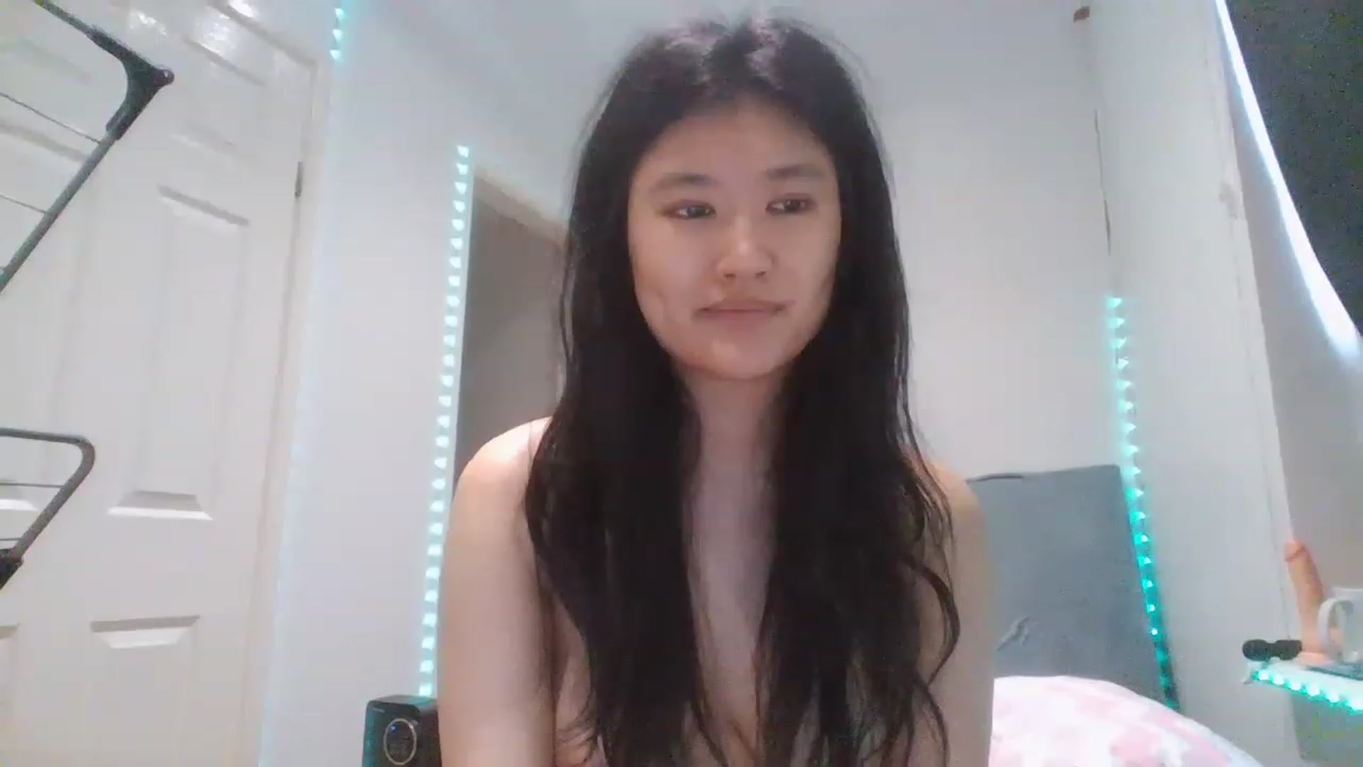 Gallery image thumbnail from Blazinazn420_'s myfreecams stream on, 02/09/2023, 10:10 image 3 of 20