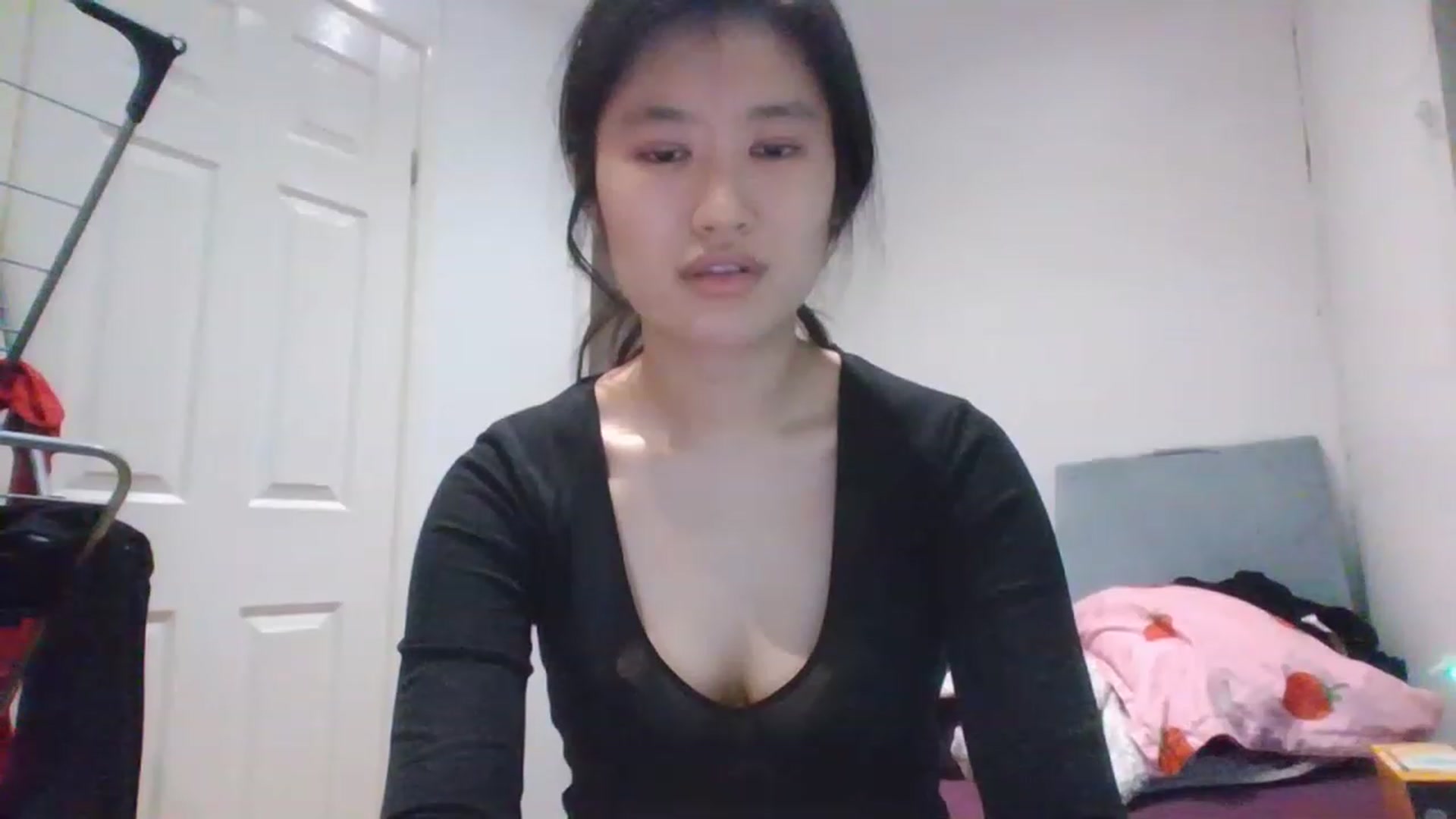 Gallery image thumbnail from Blazinazn420_'s myfreecams stream on, 02/26/2023, 24:42 image 9 of 20