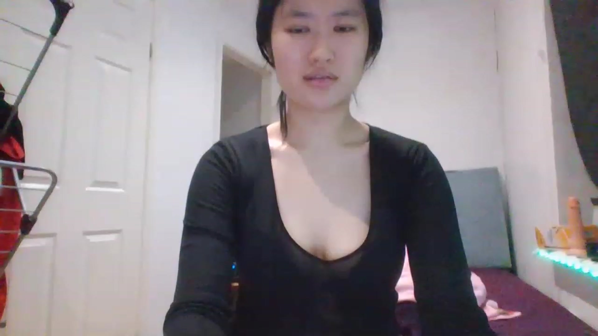 Gallery image thumbnail from Blazinazn420_'s myfreecams stream on, 02/26/2023, 23:19 image 8 of 20