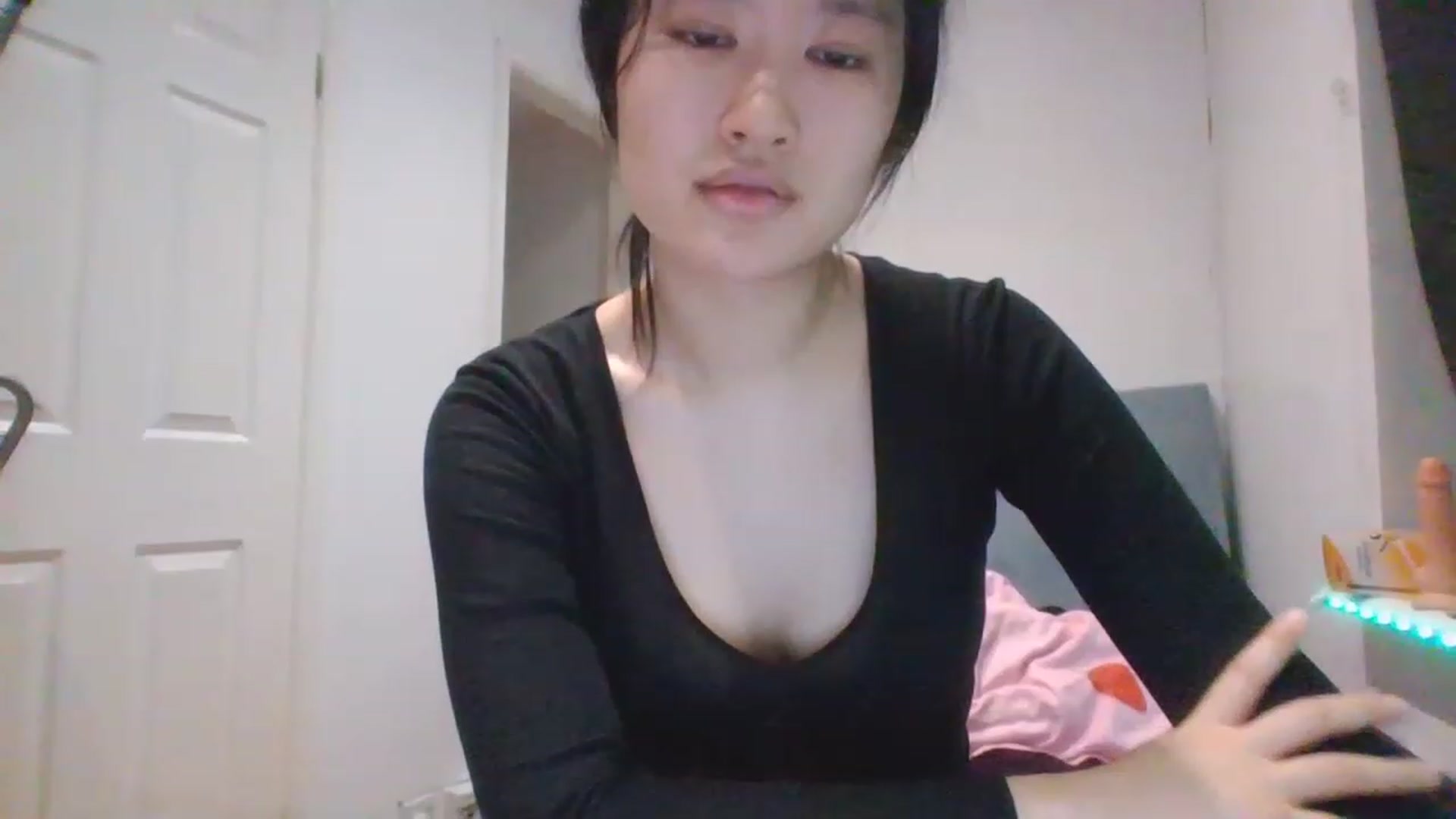 Gallery image thumbnail from Blazinazn420_'s myfreecams stream on, 02/26/2023, 23:19 image 17 of 20