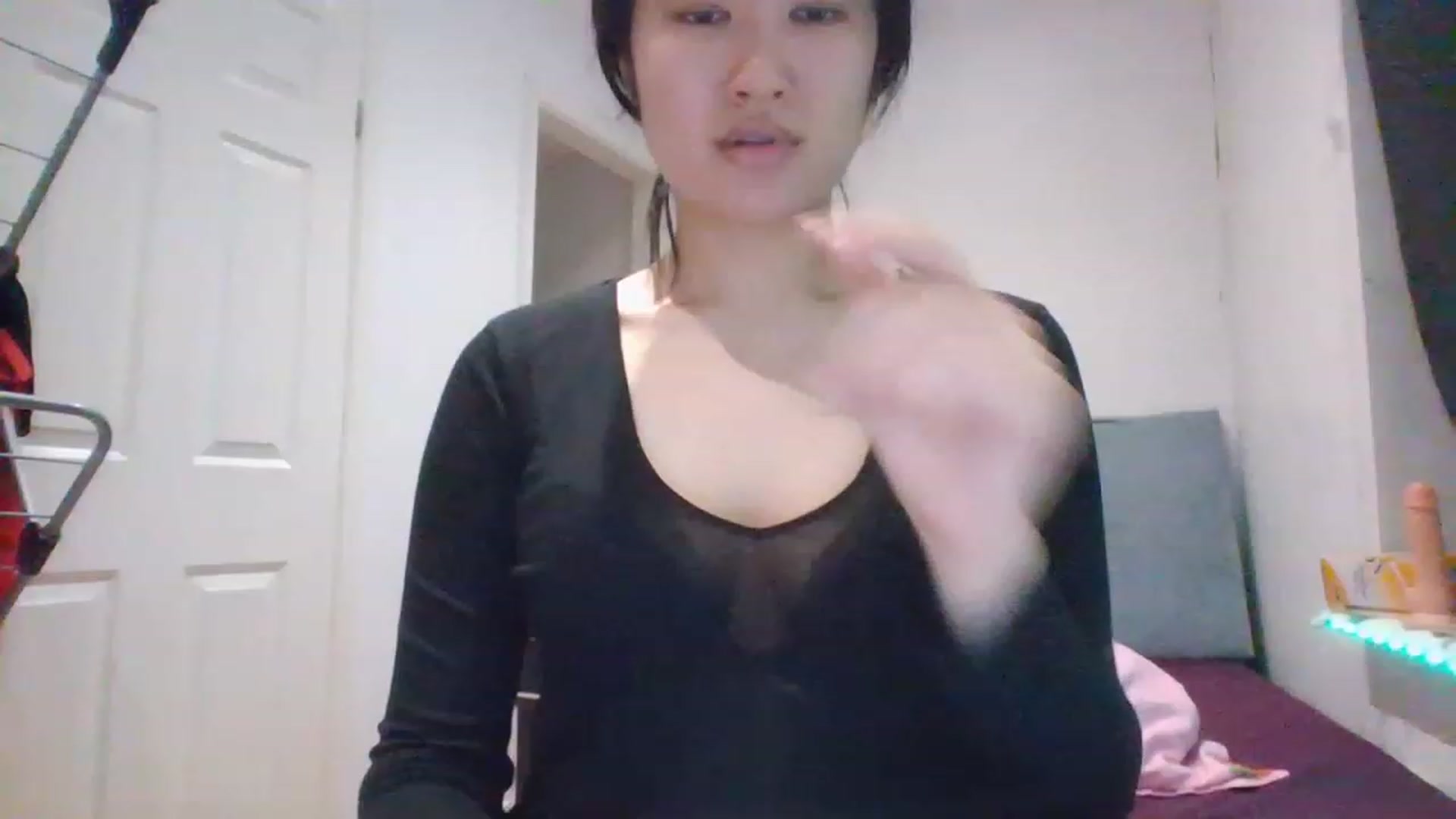 Gallery image thumbnail from Blazinazn420_'s myfreecams stream on, 02/26/2023, 23:19 image 9 of 20