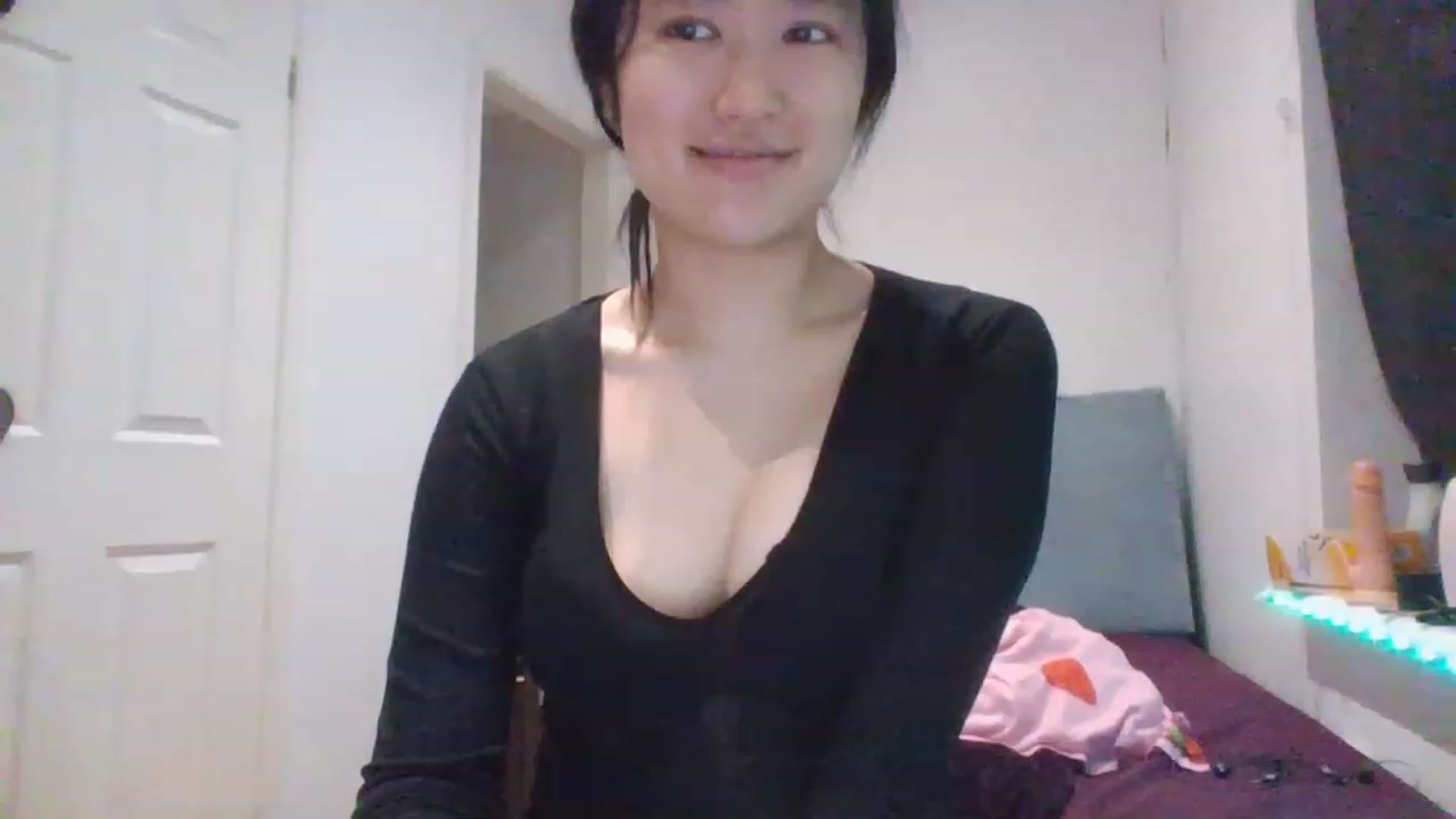 Gallery image thumbnail from Blazinazn420_'s myfreecams stream on, 02/26/2023, 23:19 image 14 of 20