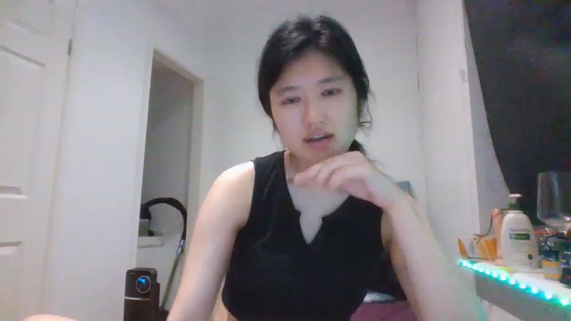 Gallery image thumbnail from Blazinazn420_'s myfreecams stream on, 02/27/2023, 22:49 image 6 of 20