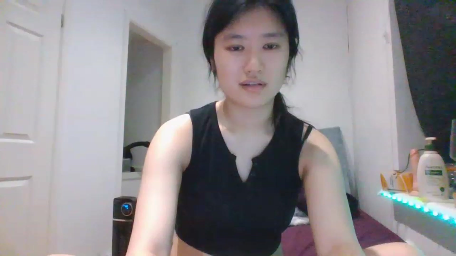 Gallery image thumbnail from Blazinazn420_'s myfreecams stream on, 02/27/2023, 22:49 image 8 of 20