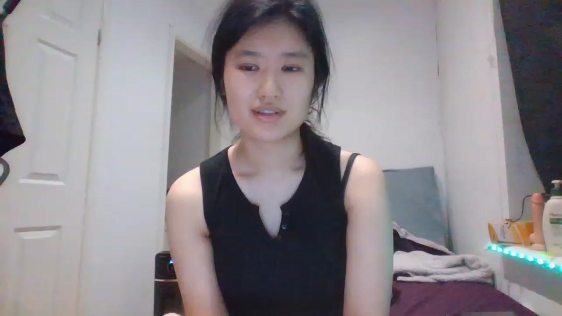 Gallery image thumbnail from Blazinazn420_'s myfreecams stream on, 02/28/2023, 03:28 image 8 of 20