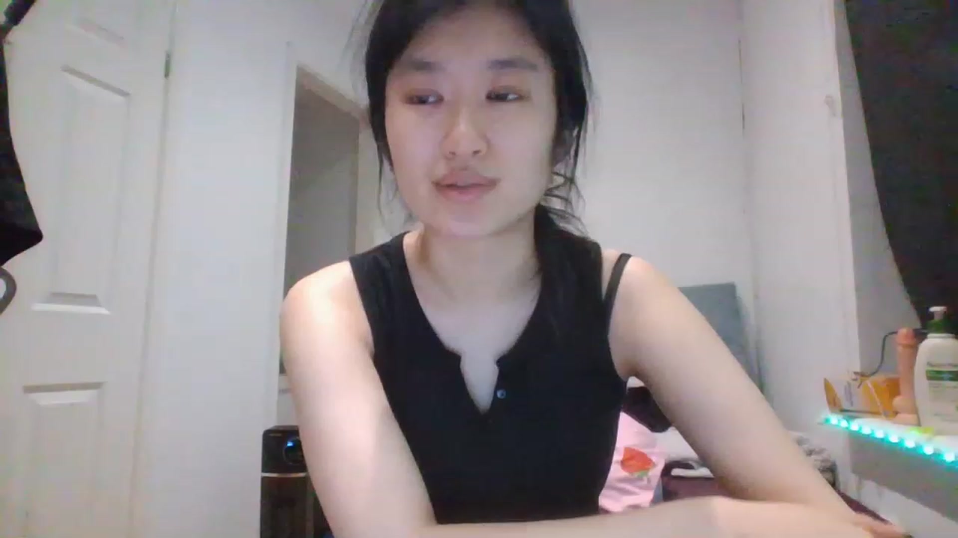 Gallery image thumbnail from Blazinazn420_'s myfreecams stream on, 02/28/2023, 03:28 image 11 of 20