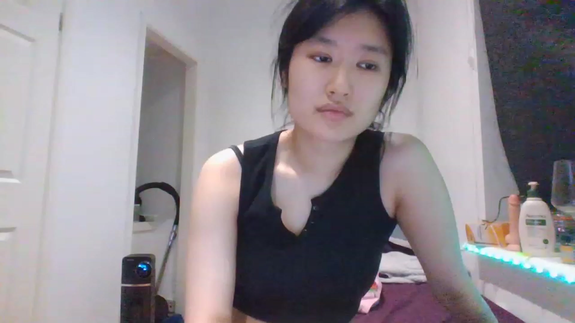 Gallery image thumbnail from Blazinazn420_'s myfreecams stream on, 02/28/2023, 03:28 image 18 of 20