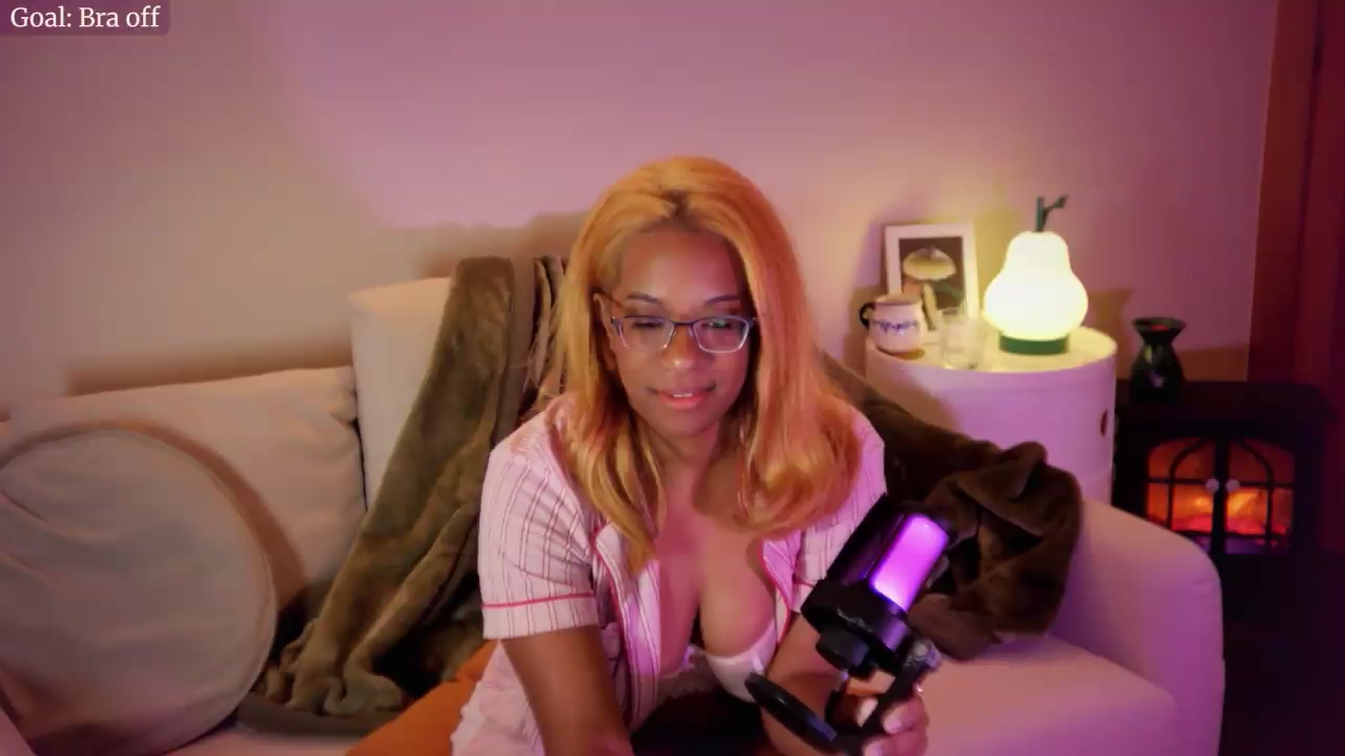 Gallery image thumbnail from BlessThisJess's myfreecams stream on, 06/26/2026, 08:50 image 1 of 20