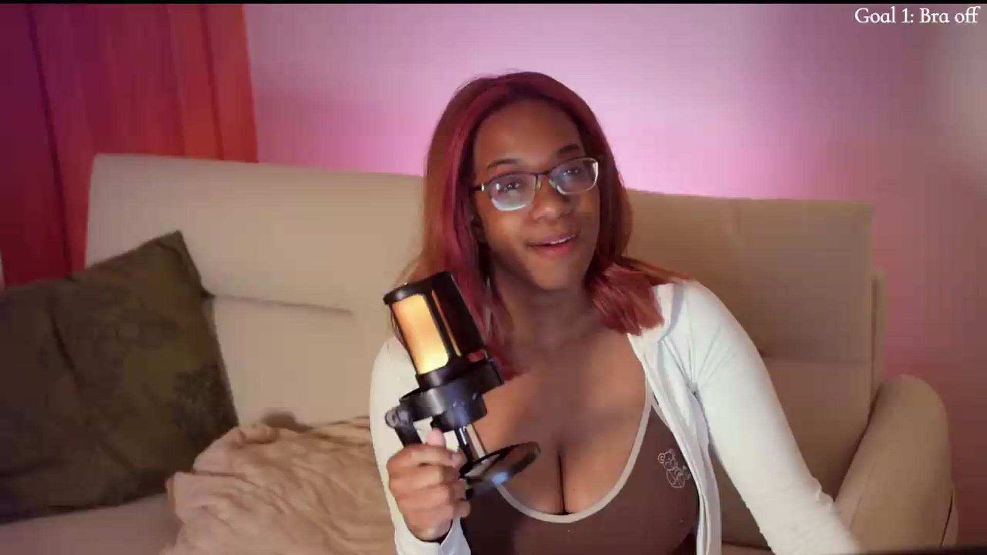 Gallery image thumbnail from BlessThisJess's myfreecams stream on, 07/27/2026, 07:24 image 11 of 20
