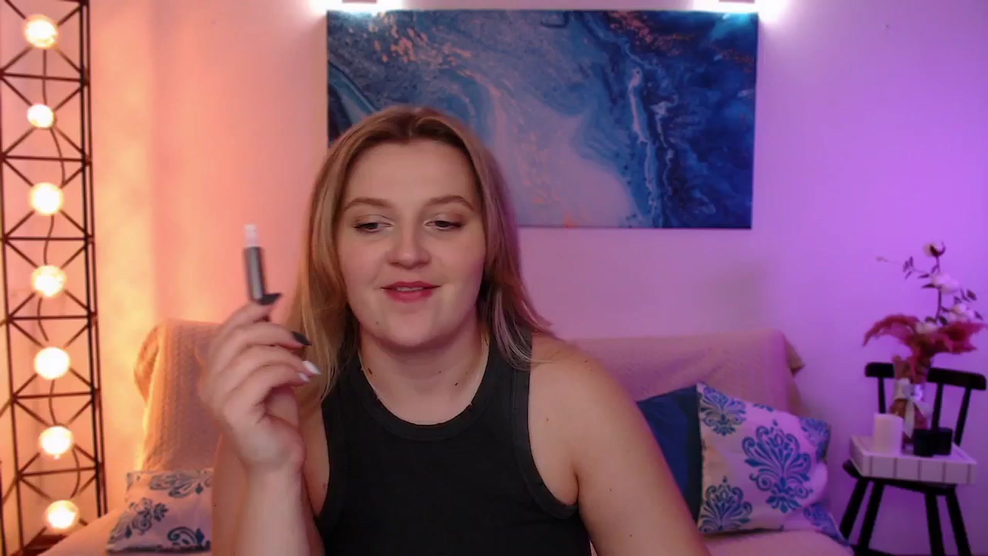 Gallery image thumbnail from Bless_Ass's myfreecams stream on, 10/05/2025, 14:42 image 12 of 20