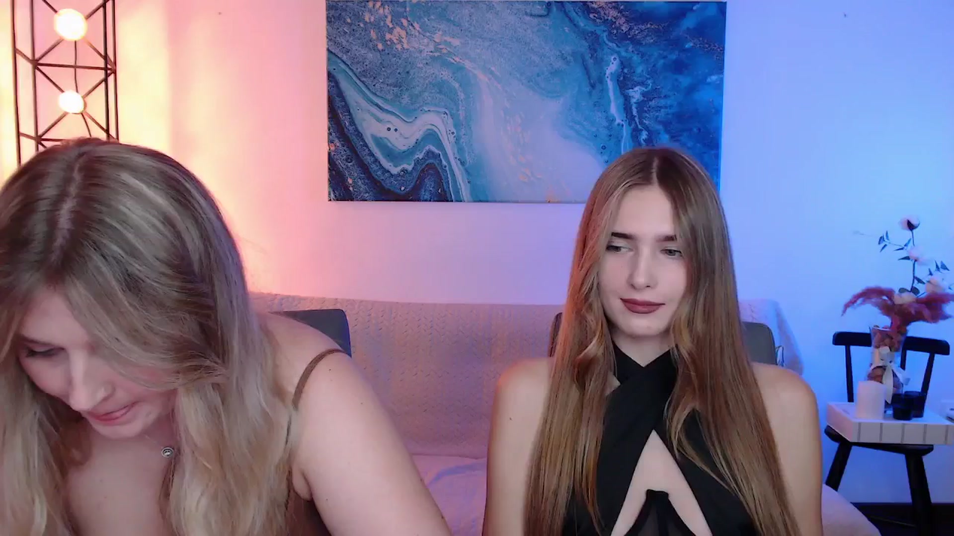 Gallery image thumbnail from Bless_Ass's myfreecams stream on, 10/26/2025, 16:21 image 15 of 20