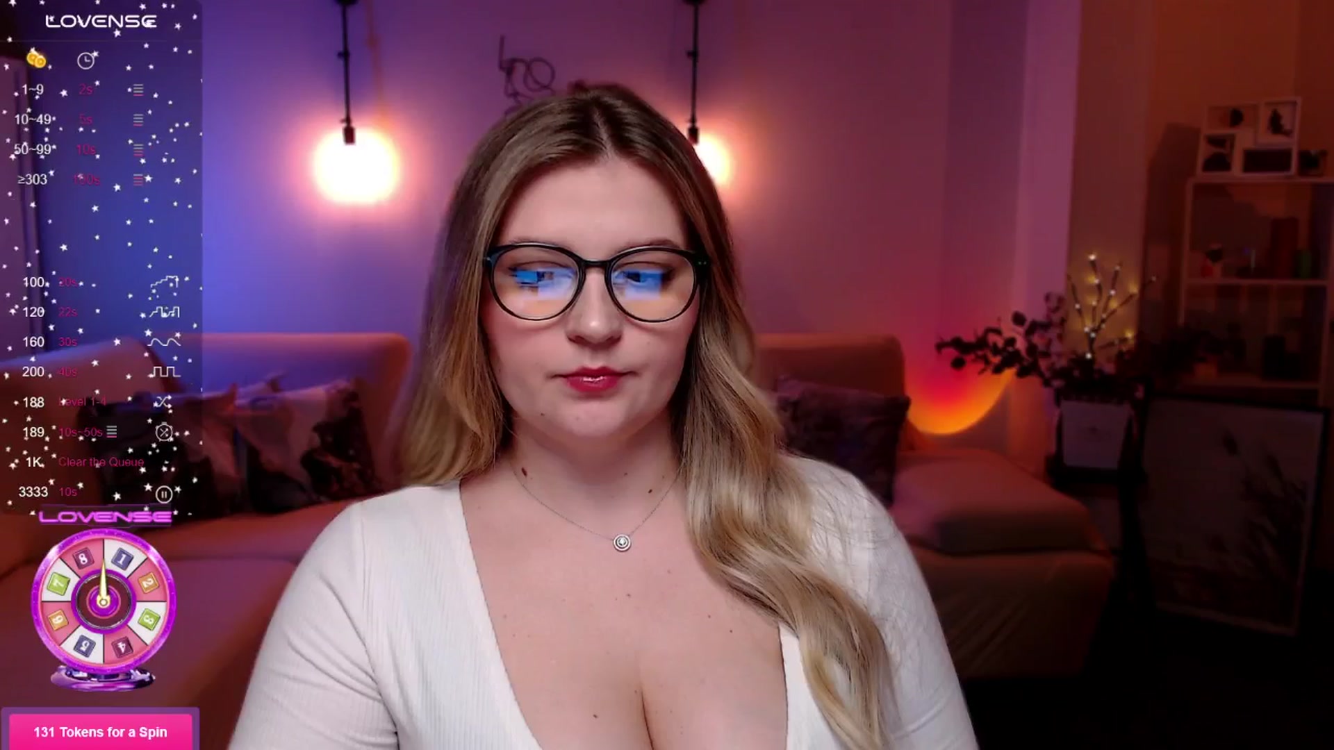 Gallery image thumbnail from Bless_Ass's myfreecams stream on, 11/08/2025, 12:14 image 3 of 20