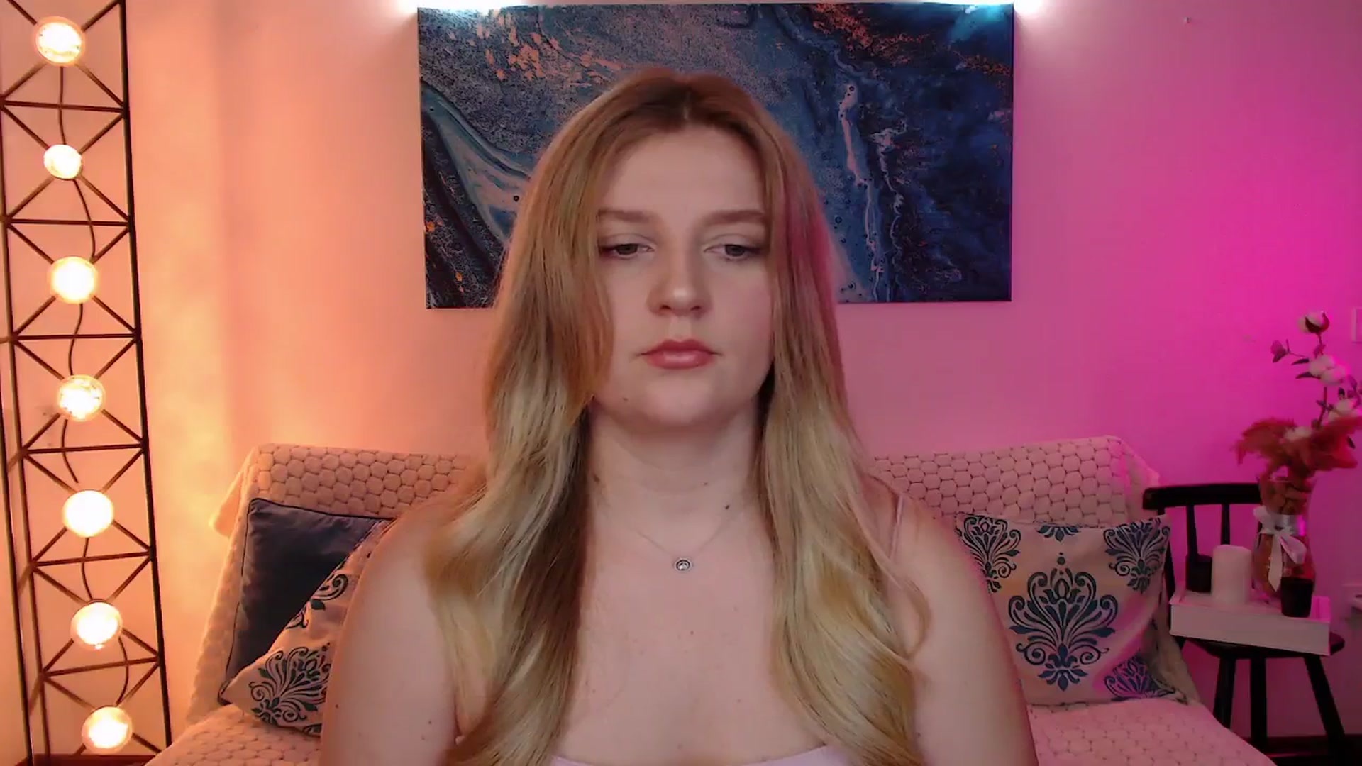 Gallery image thumbnail from Bless_Ass's myfreecams stream on, 11/21/2025, 11:04 image 17 of 20