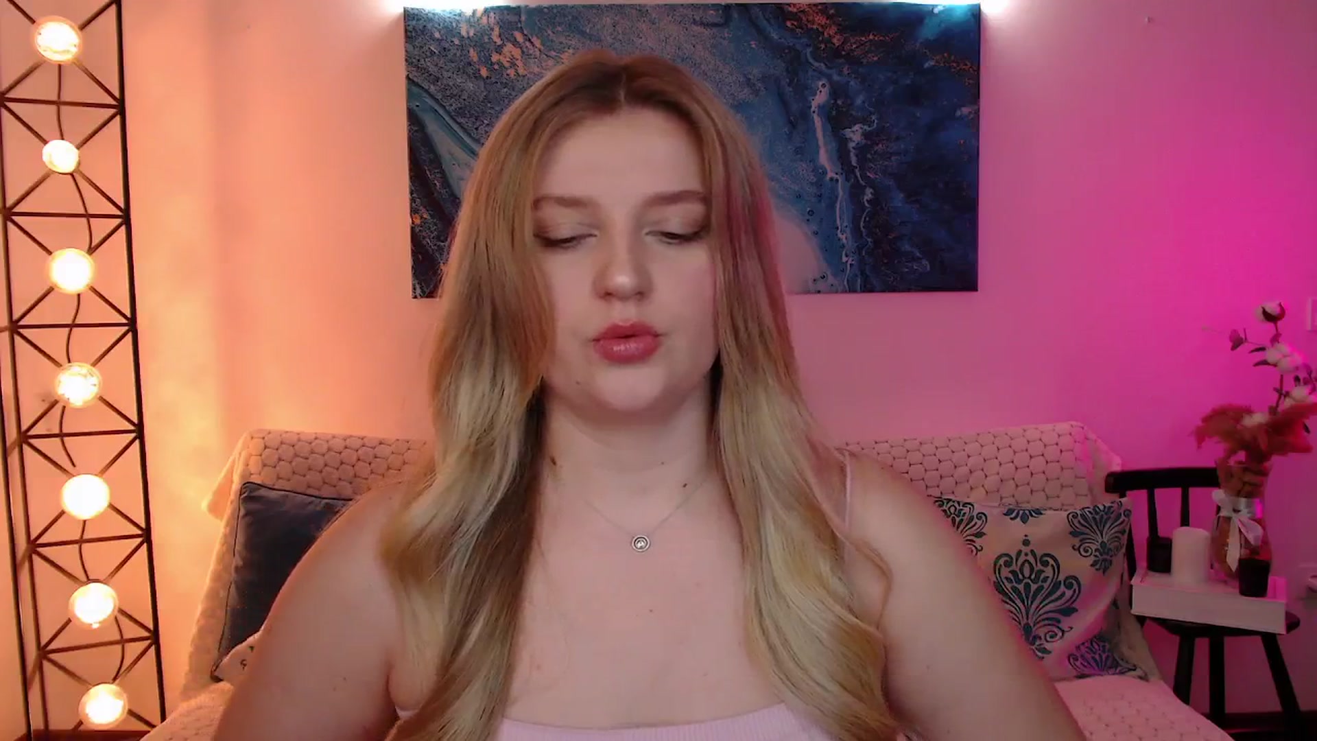 Gallery image thumbnail from Bless_Ass's myfreecams stream on, 11/21/2025, 11:04 image 16 of 20