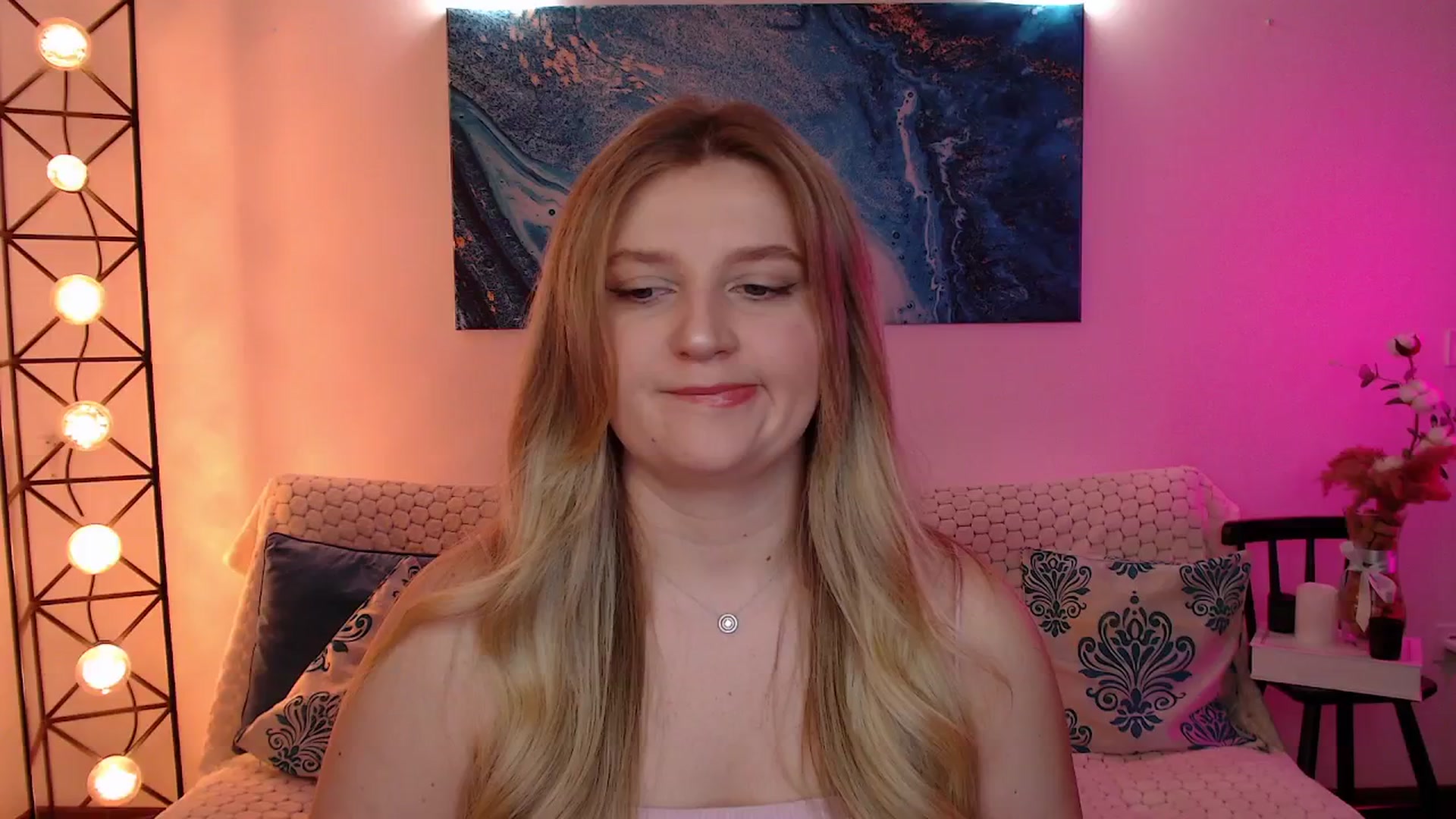 Gallery image thumbnail from Bless_Ass's myfreecams stream on, 11/21/2025, 11:04 image 1 of 20