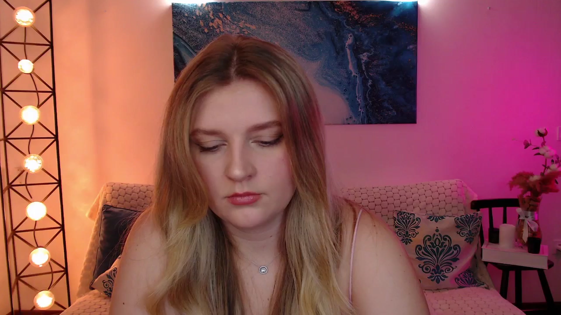 Gallery image thumbnail from Bless_Ass's myfreecams stream on, 11/21/2025, 11:04 image 8 of 20